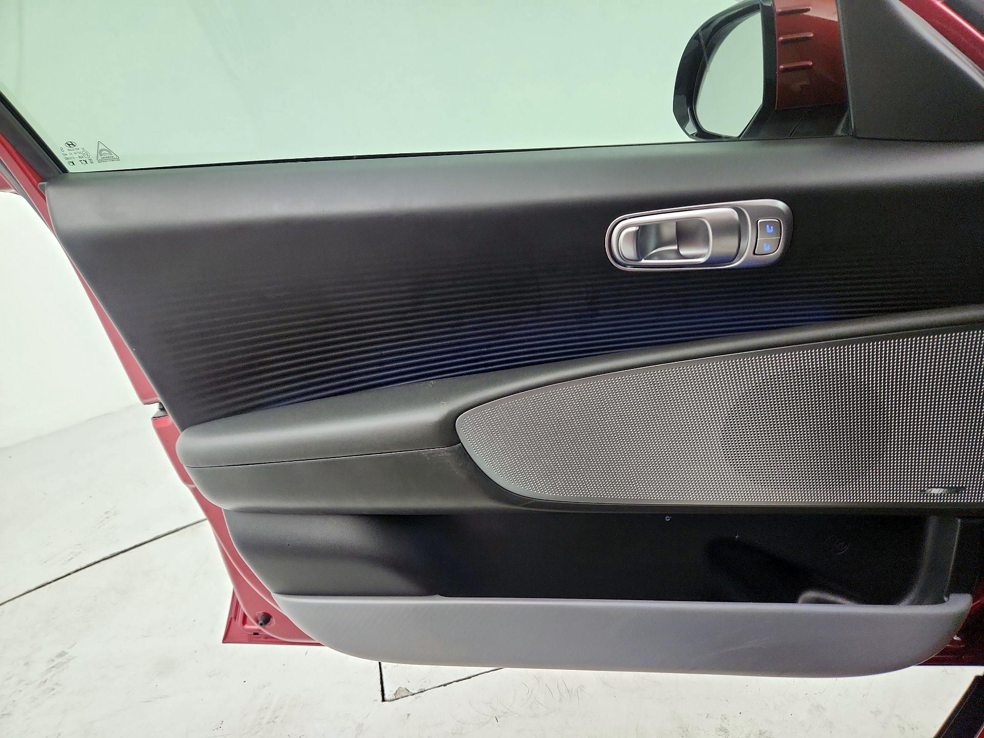 Thumbnail: 2024 Hyundai Ioniq 6 - 12