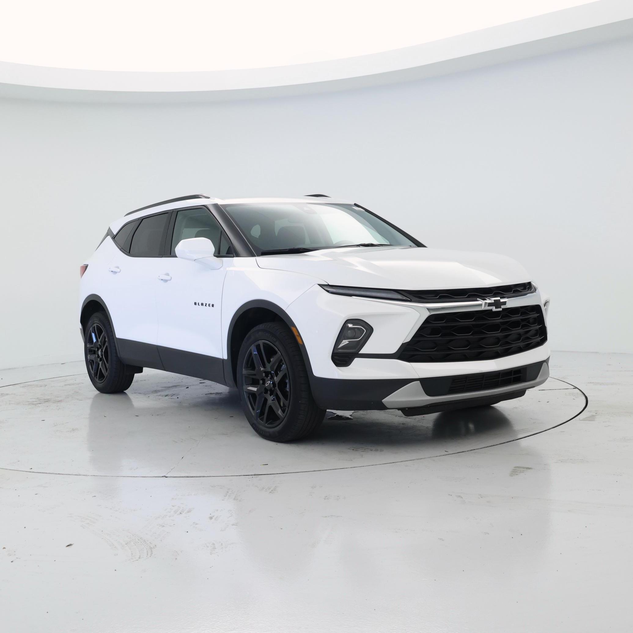 White 2024 Chevrolet Blazer 2LT FWD SUV / Crossover Front-Wheel Drive Automatic