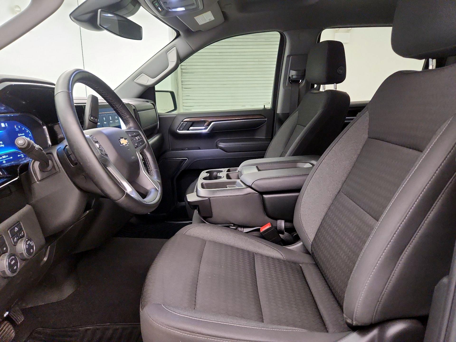 Thumbnail: 2023 Chevrolet Silverado 1500 - 11
