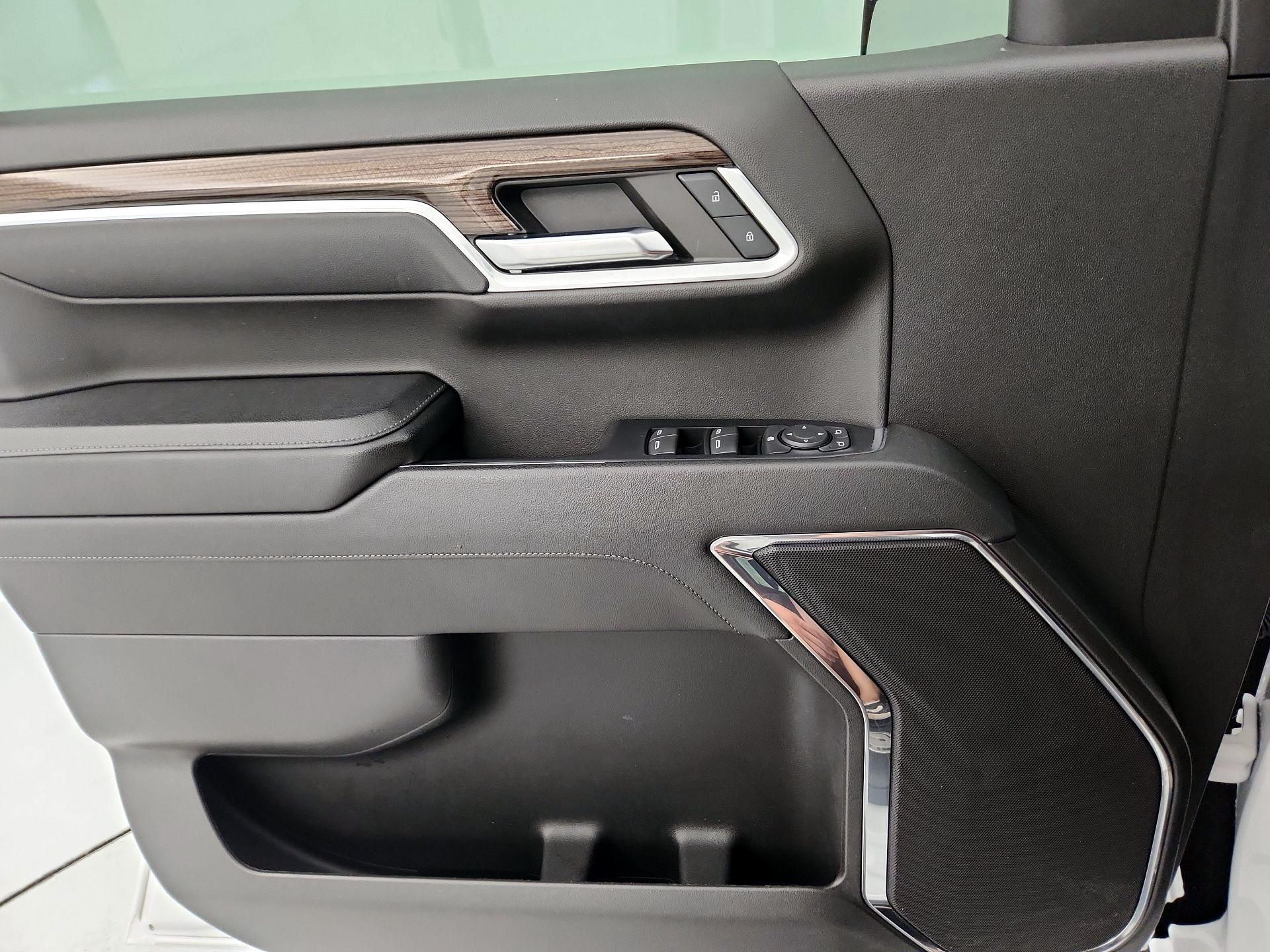 Thumbnail: 2023 Chevrolet Silverado 1500 - 12