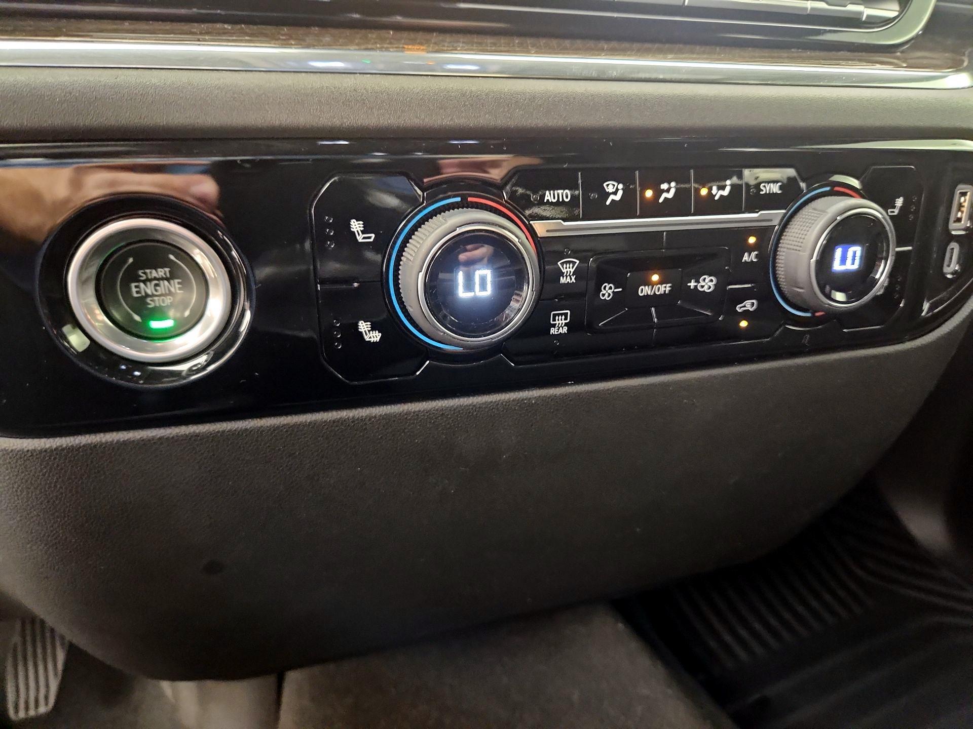 Thumbnail: 2023 Chevrolet Silverado 1500 - 16