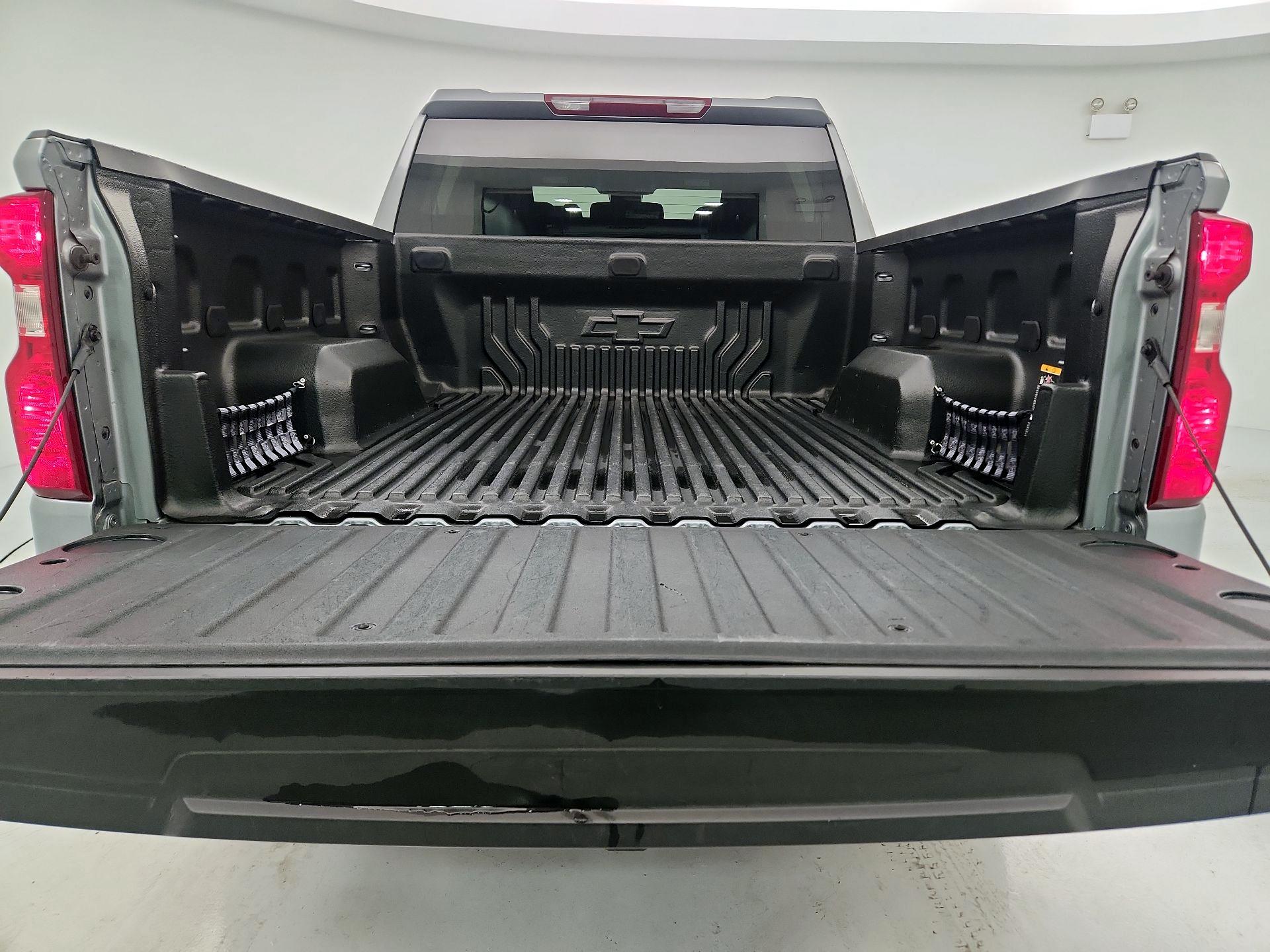 Thumbnail: 2023 Chevrolet Silverado 1500 - 19