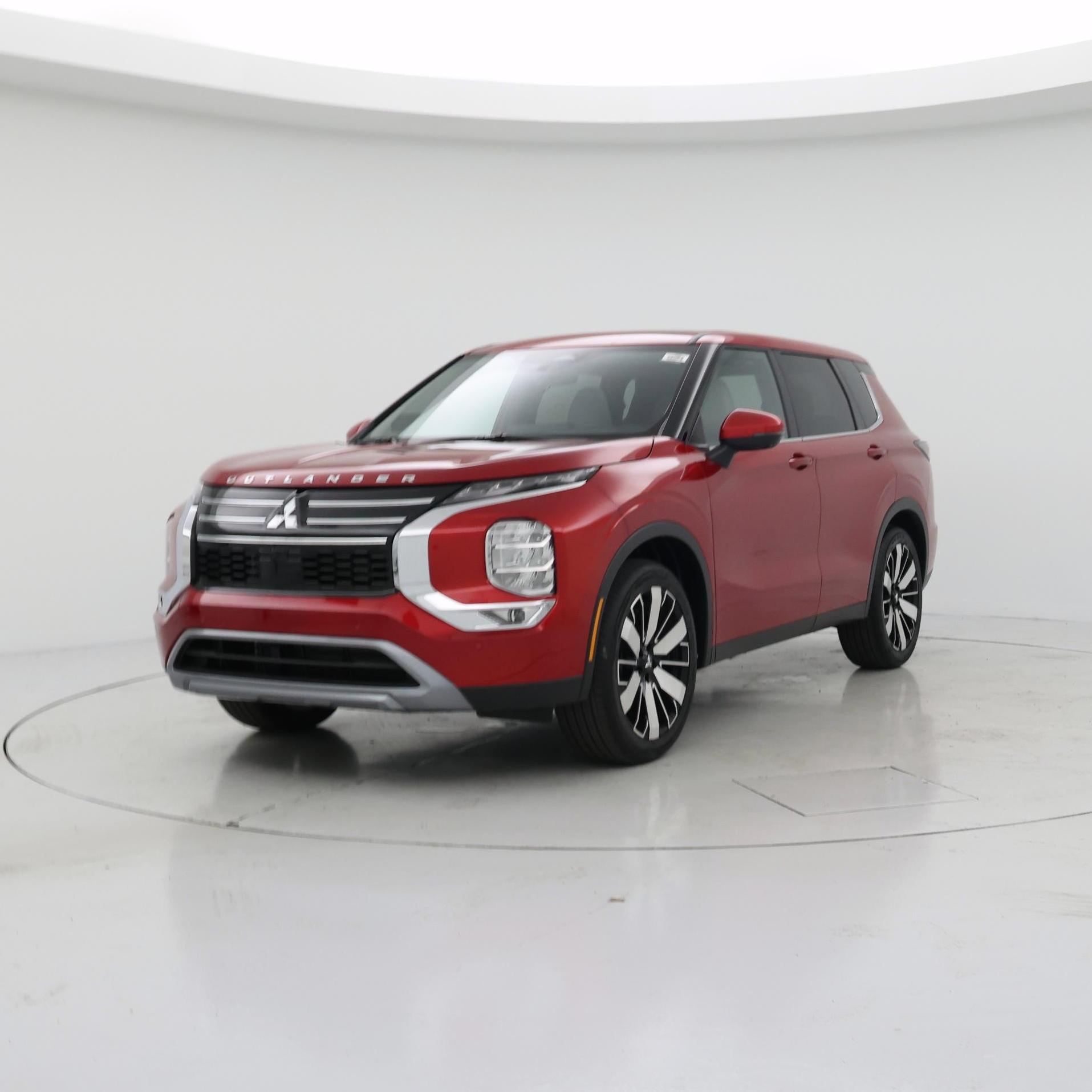 Thumbnail: 2025 Mitsubishi Outlander - 4