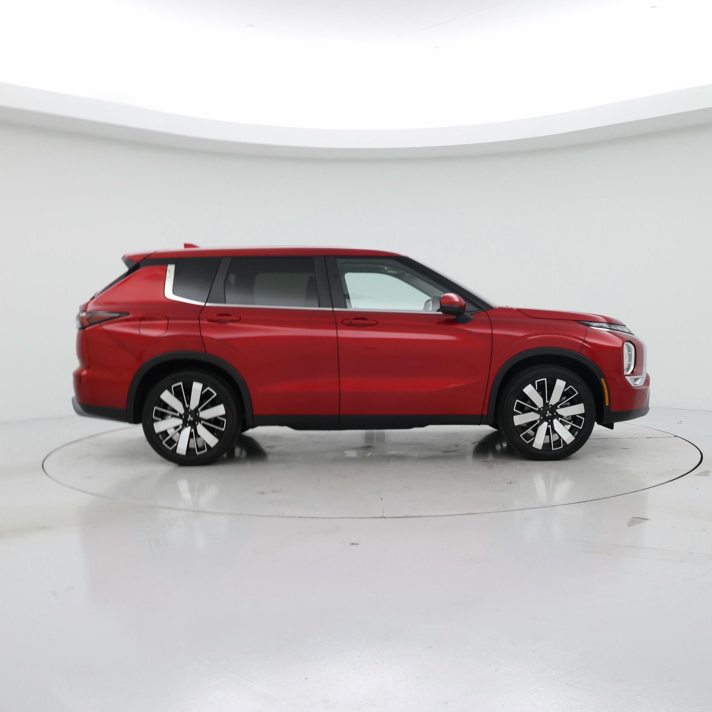 Thumbnail: 2025 Mitsubishi Outlander - 7