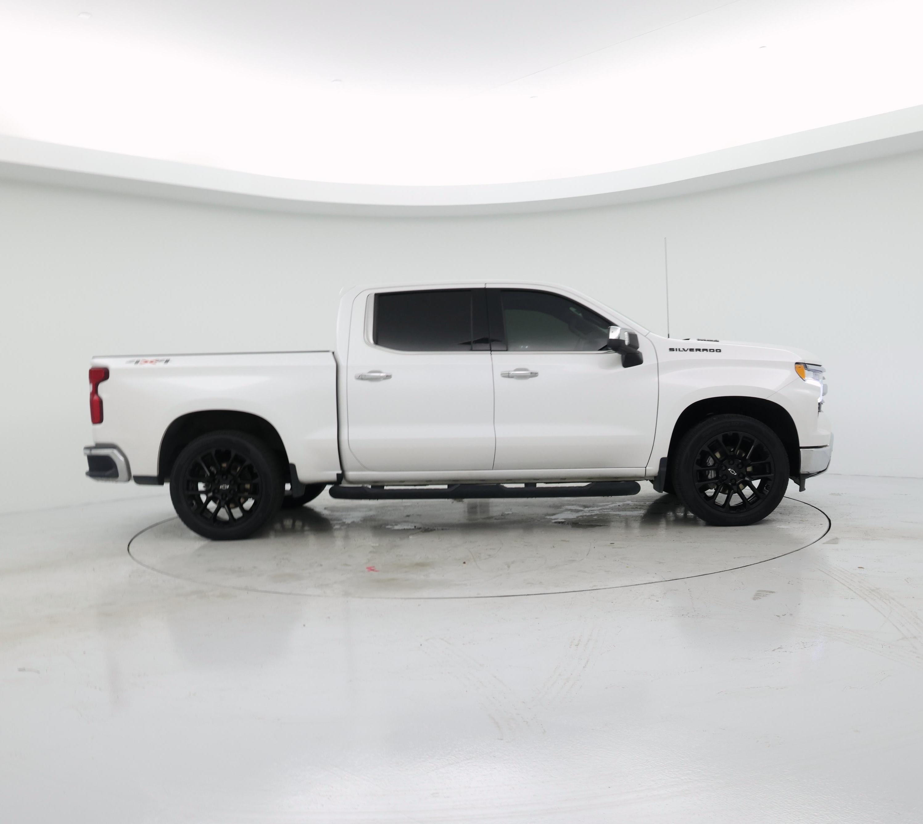 Thumbnail: 2023 Chevrolet Silverado 1500 - 7
