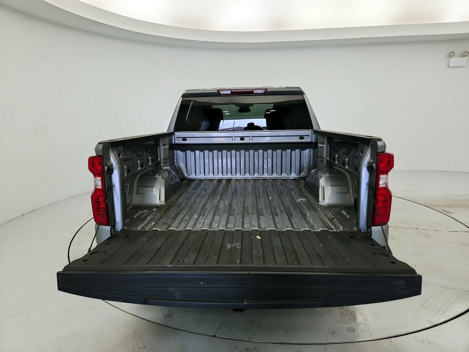 Thumbnail: 2023 Chevrolet Silverado 1500 - 20