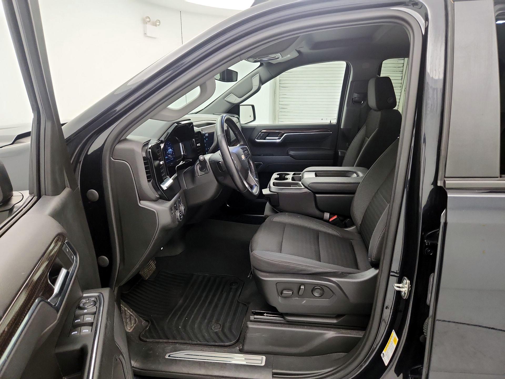 Thumbnail: 2023 Chevrolet Silverado 1500 - 11