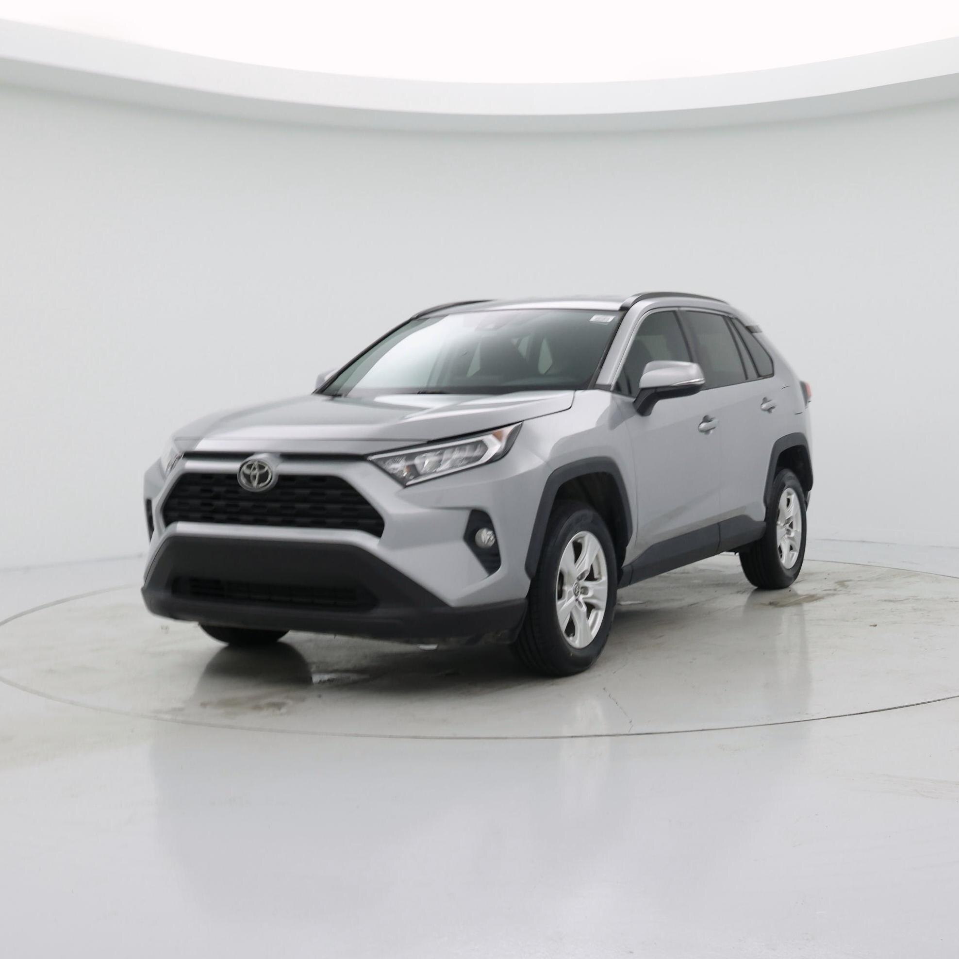 Thumbnail: 2021 Toyota RAV4 - 4