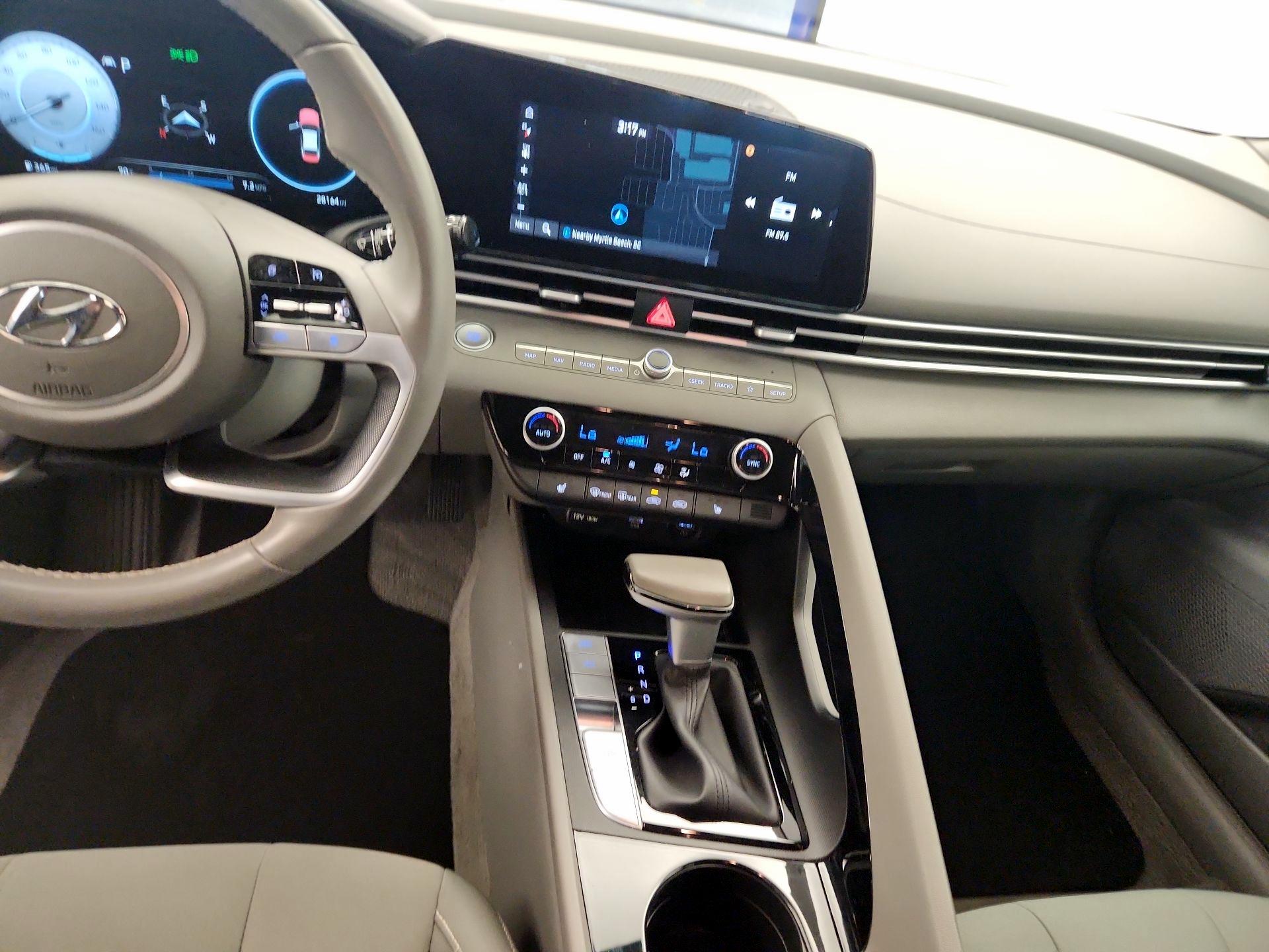 Thumbnail: 2023 Hyundai Elantra - 9
