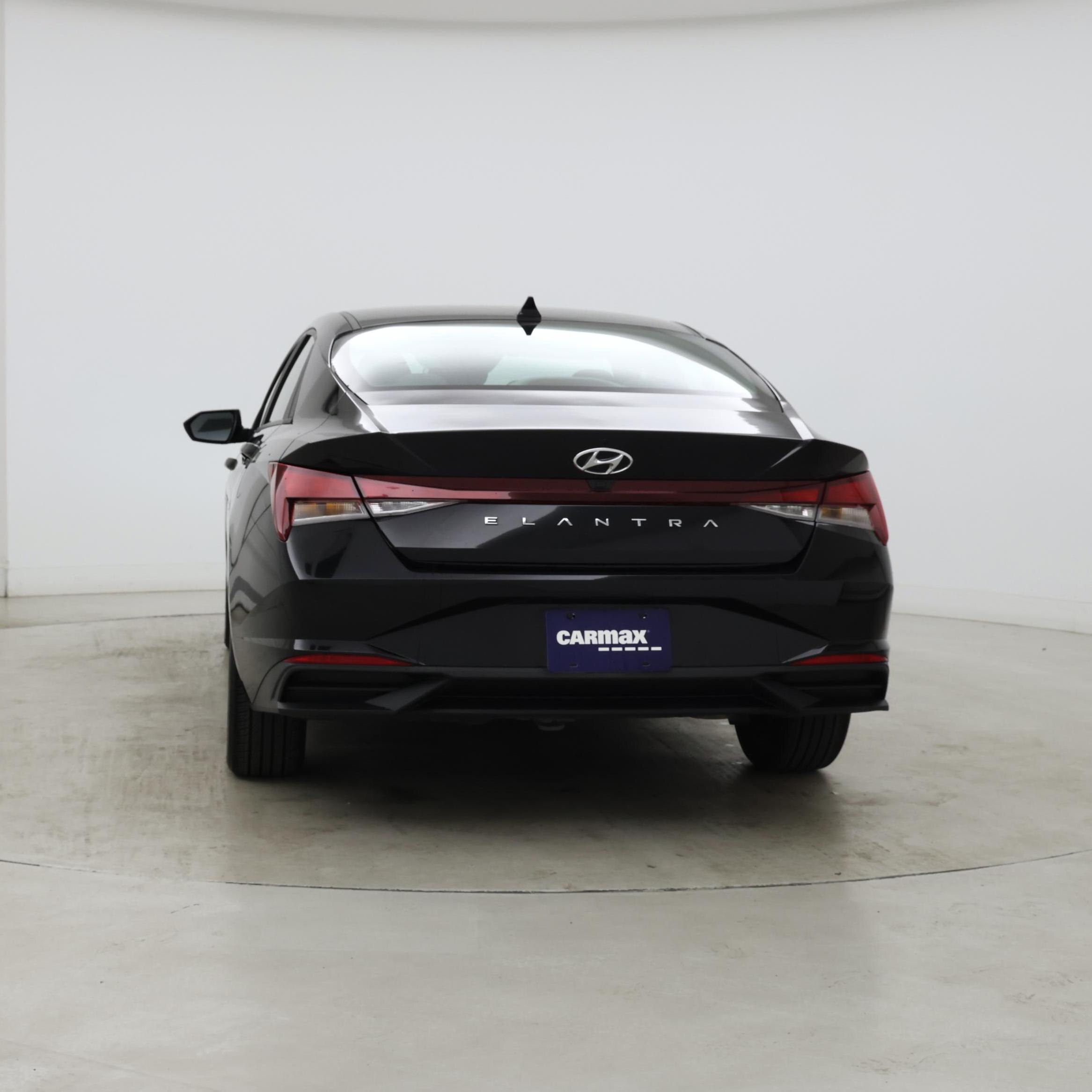 Thumbnail: 2023 Hyundai Elantra - 6