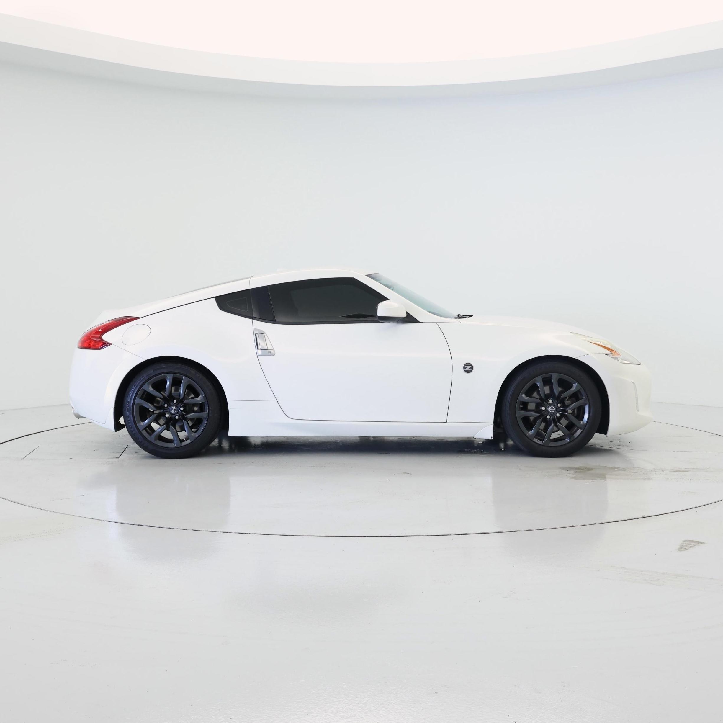 Thumbnail: 2017 Nissan Z - 7