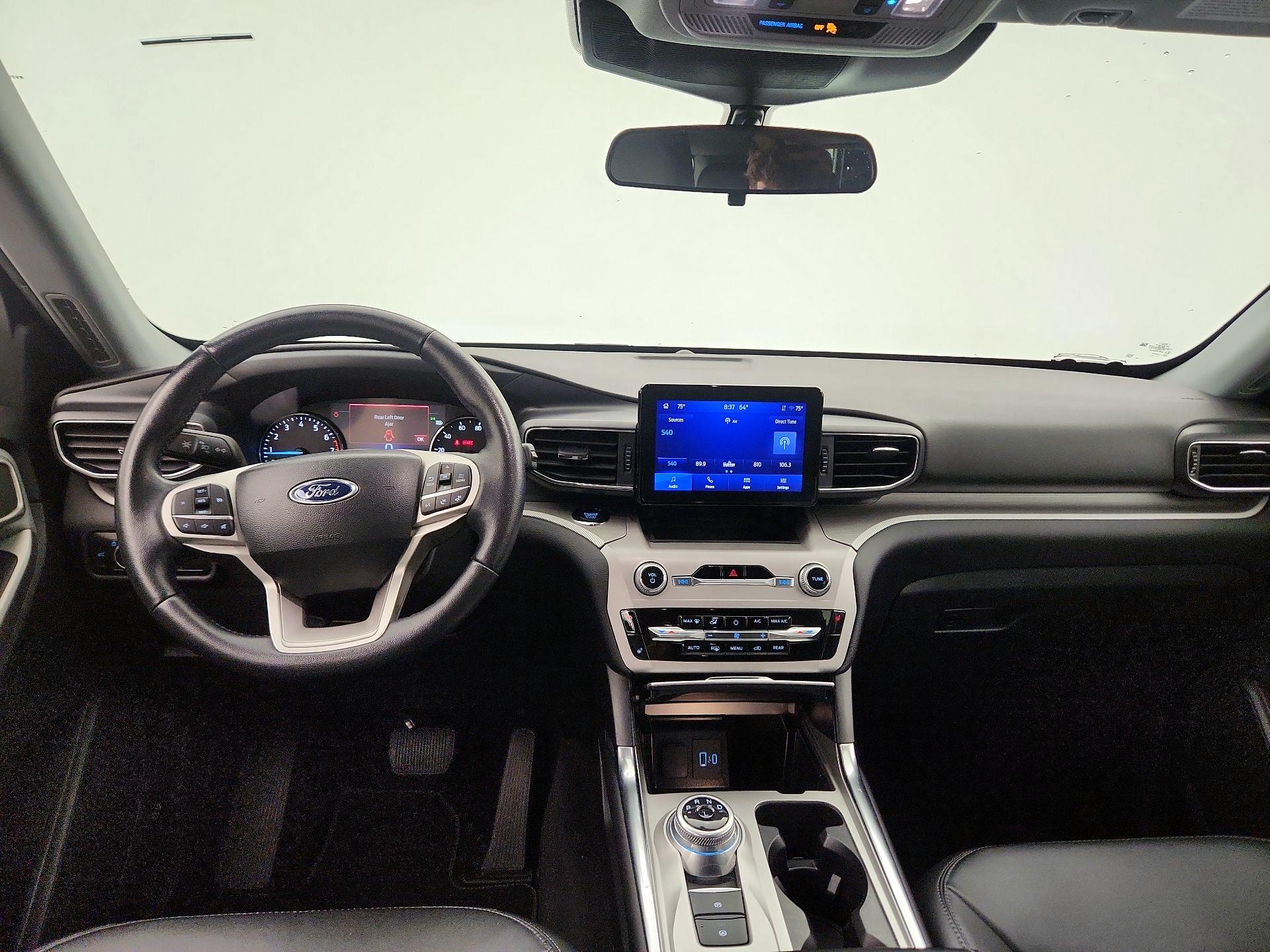 Thumbnail: 2023 Ford Explorer - 9