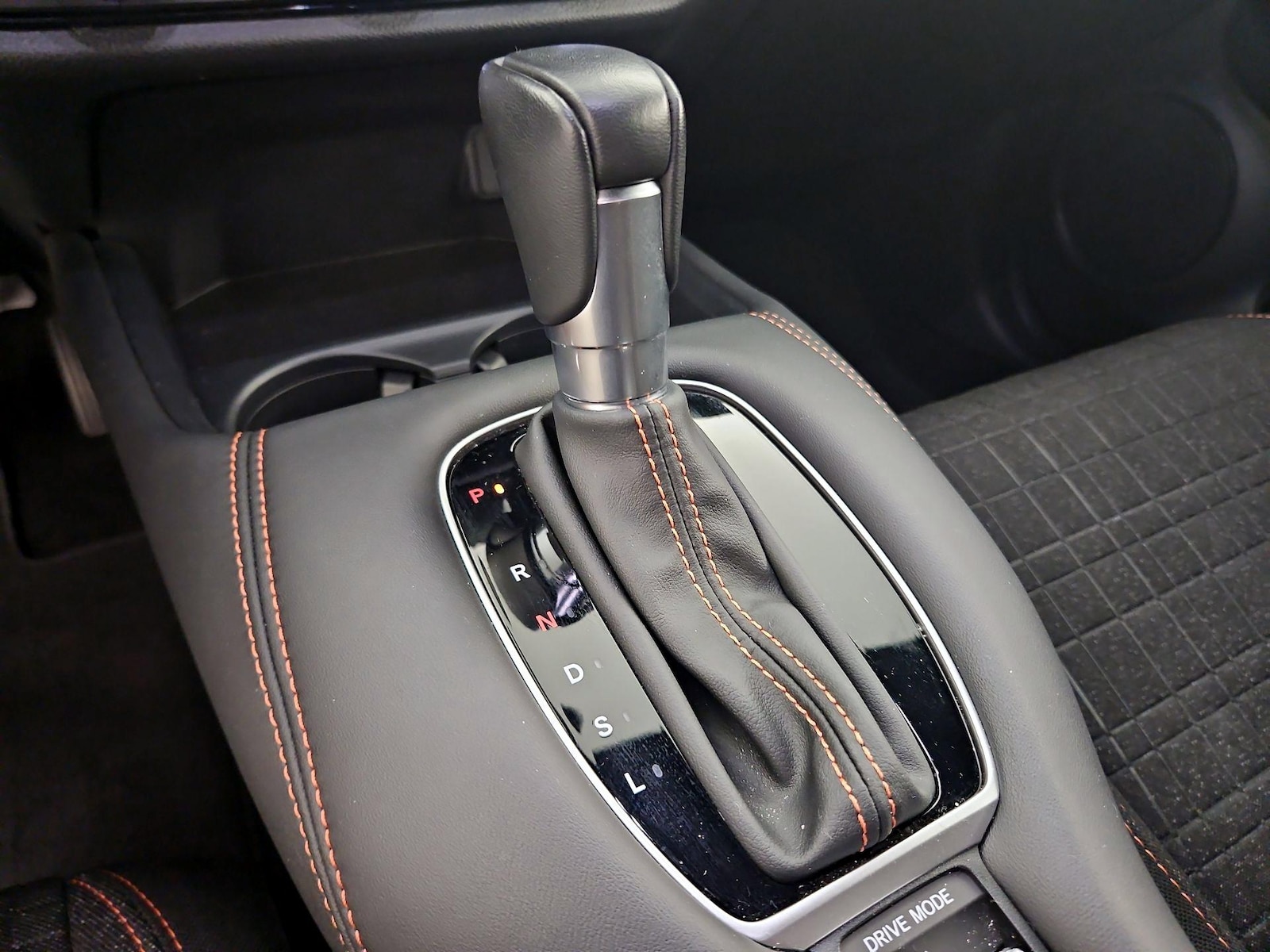 2025 Honda HR-V Sport - Photo 17