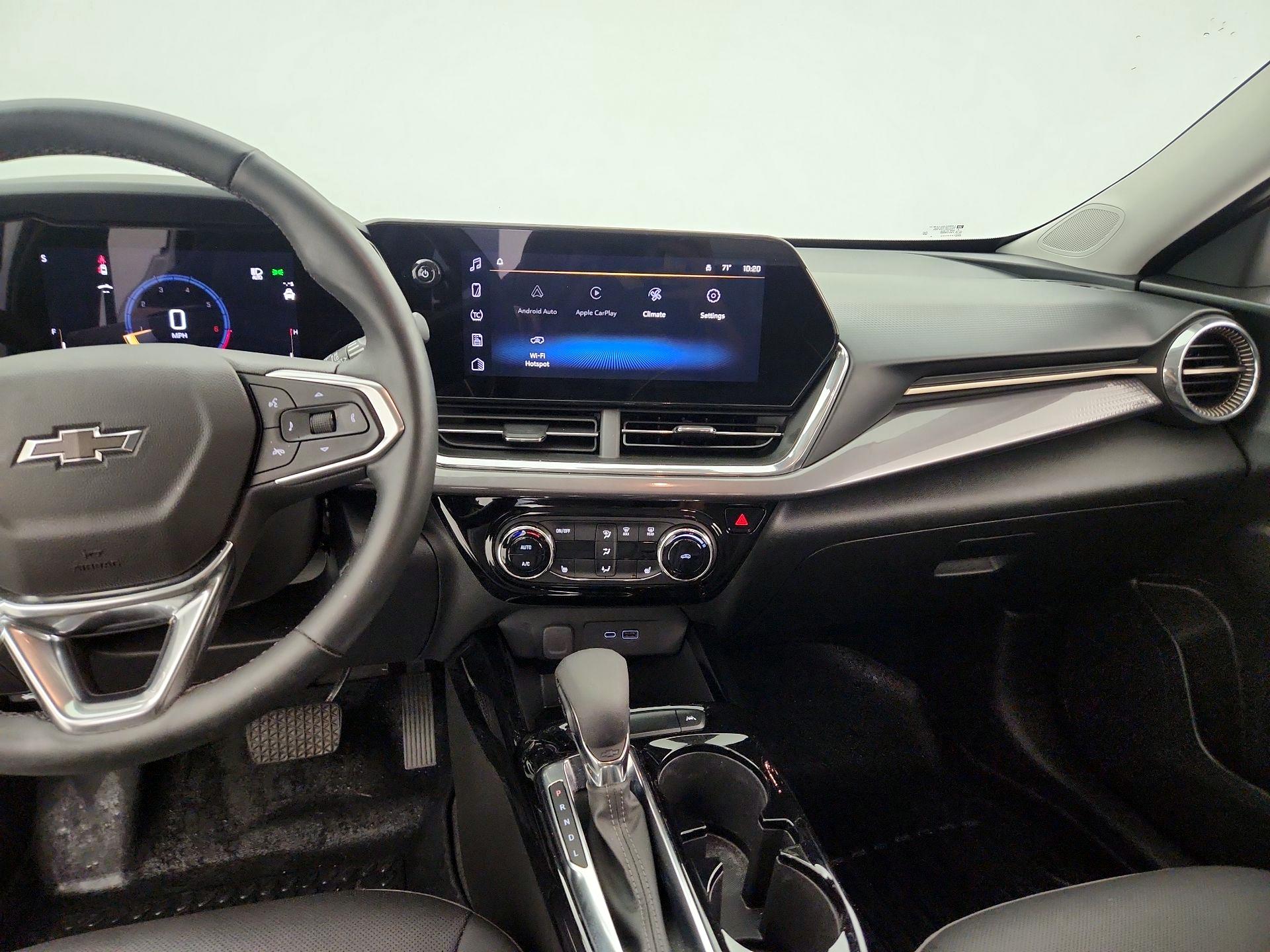 Thumbnail: 2024 Chevrolet Trax - 9