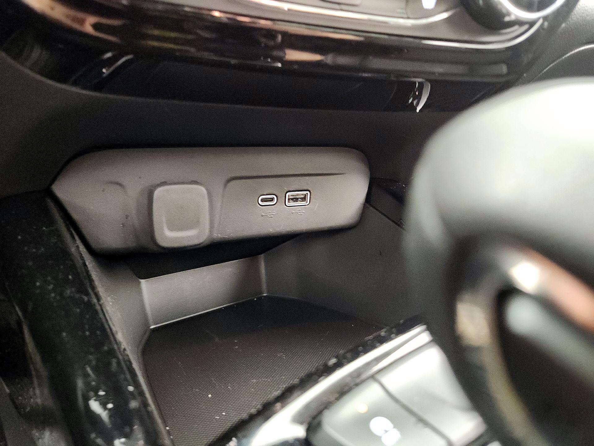 Thumbnail: 2024 Chevrolet Trax - 18