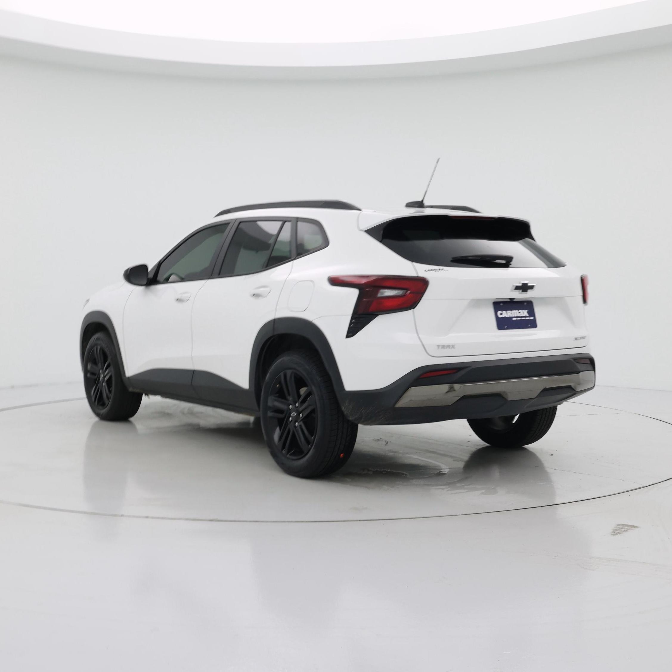 Thumbnail: 2024 Chevrolet Trax - 2