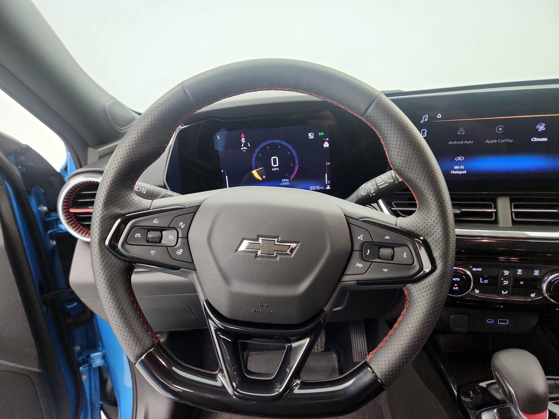Thumbnail: 2025 Chevrolet Trax - 10