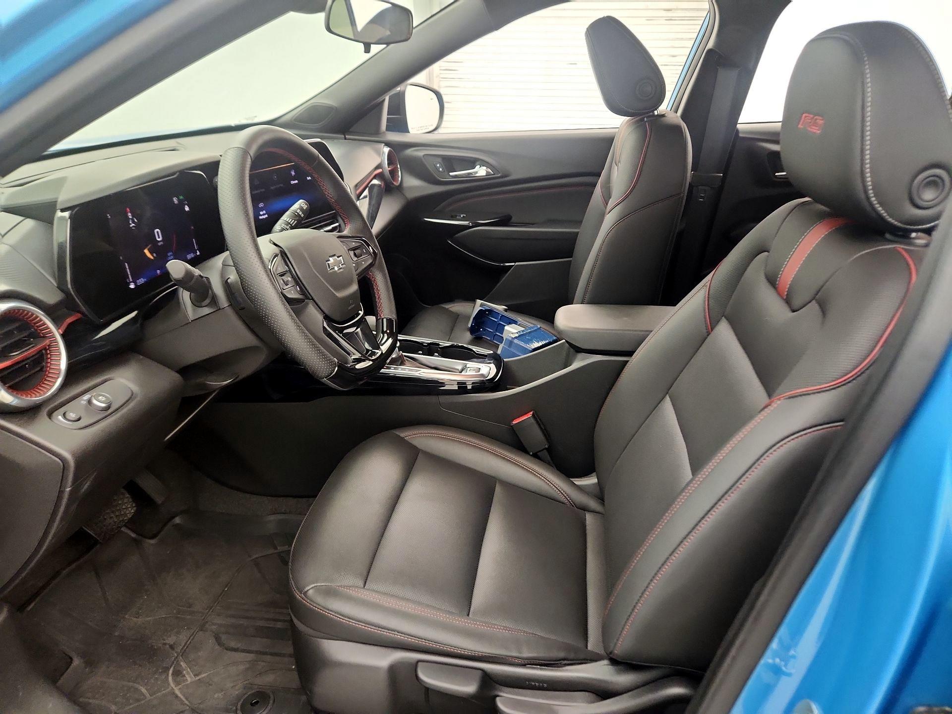 Thumbnail: 2025 Chevrolet Trax - 11
