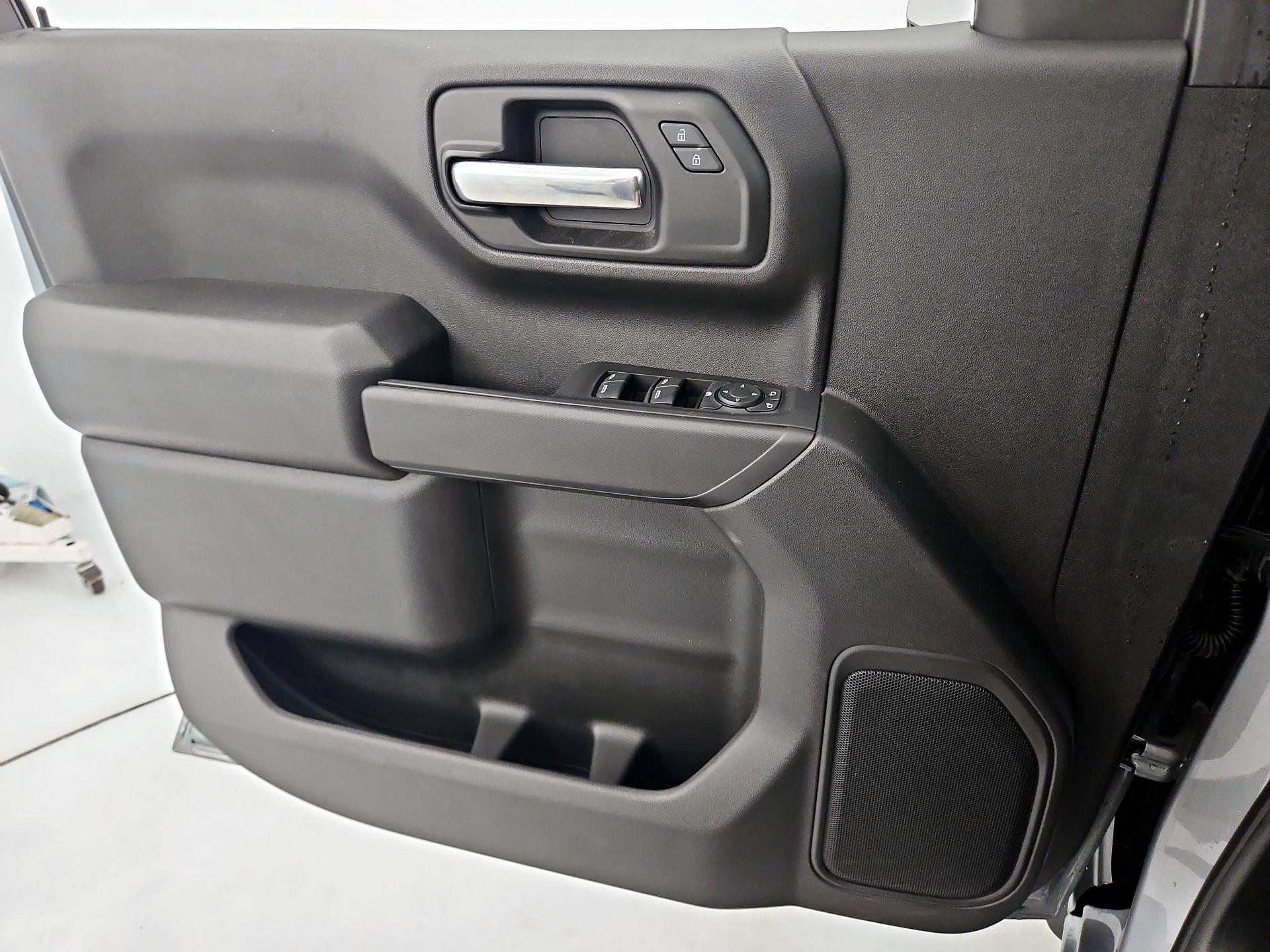Thumbnail: 2023 Chevrolet Silverado 1500 - 12