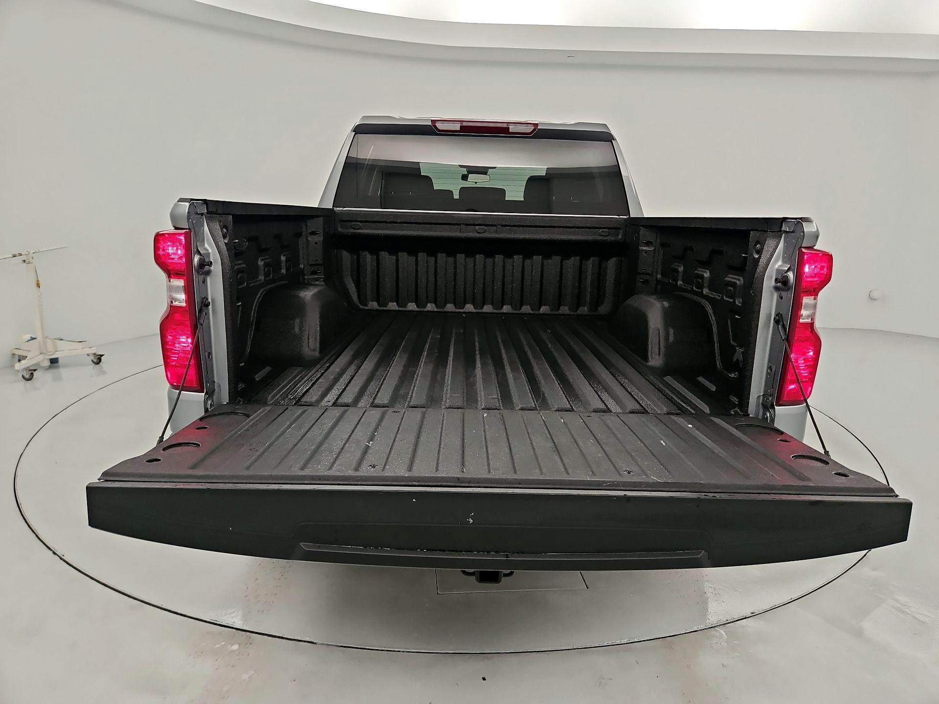 Thumbnail: 2023 Chevrolet Silverado 1500 - 20