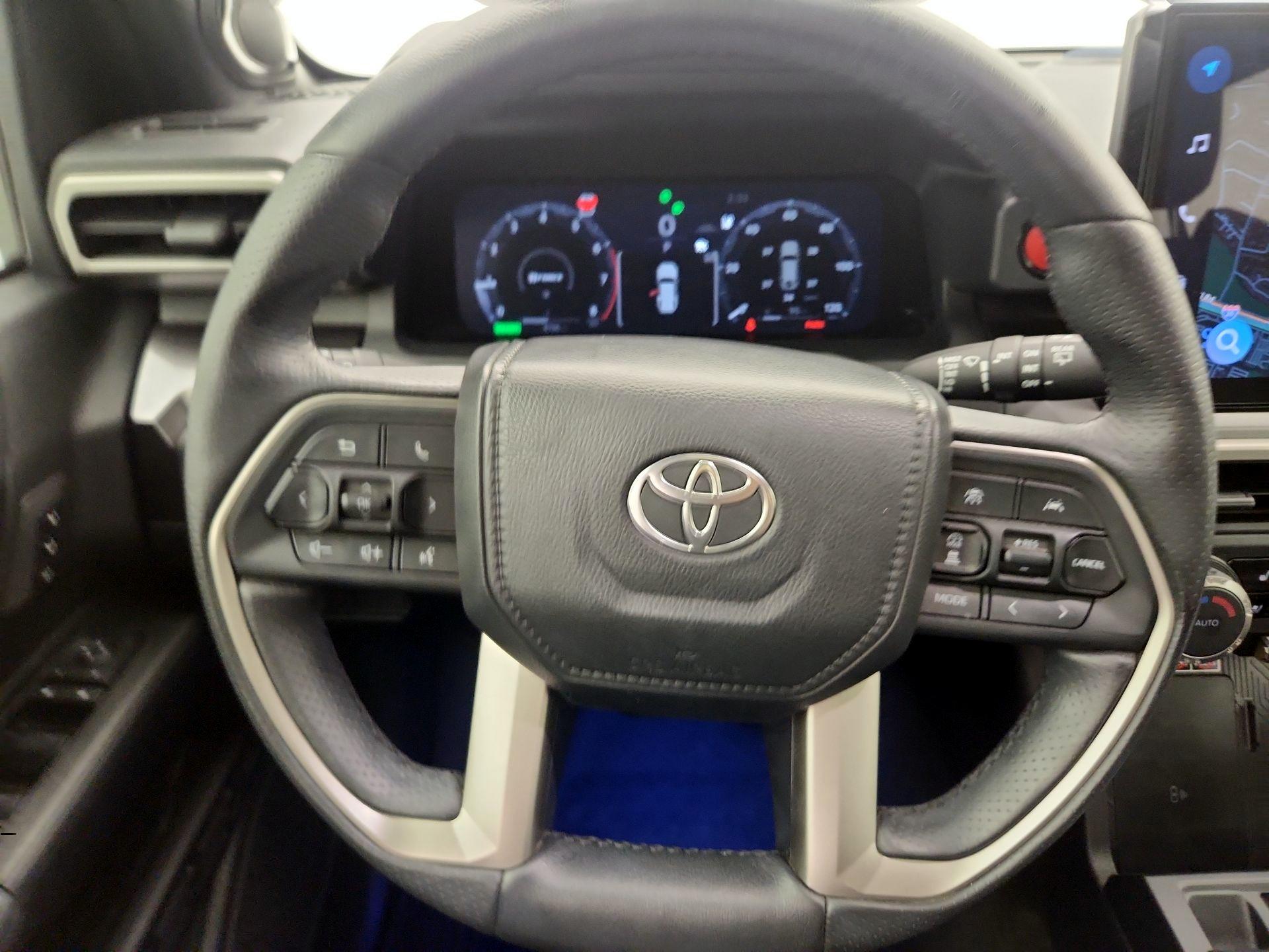 Thumbnail: 2025 Toyota 4Runner - 10