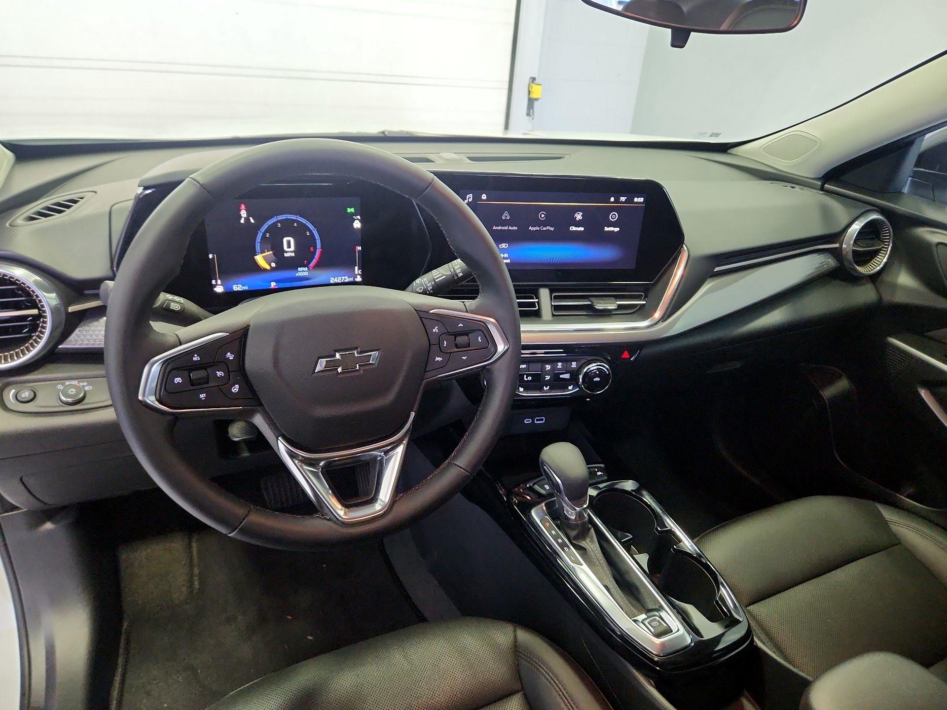 Thumbnail: 2025 Chevrolet Trax - 9