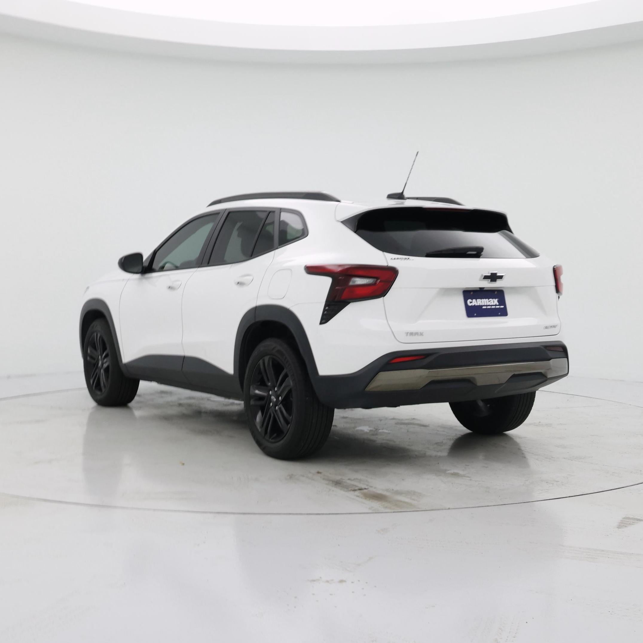 Thumbnail: 2025 Chevrolet Trax - 2