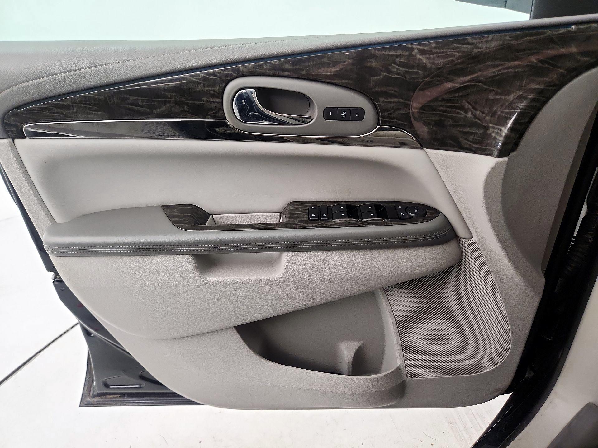 Thumbnail: 2014 Buick Enclave - 10