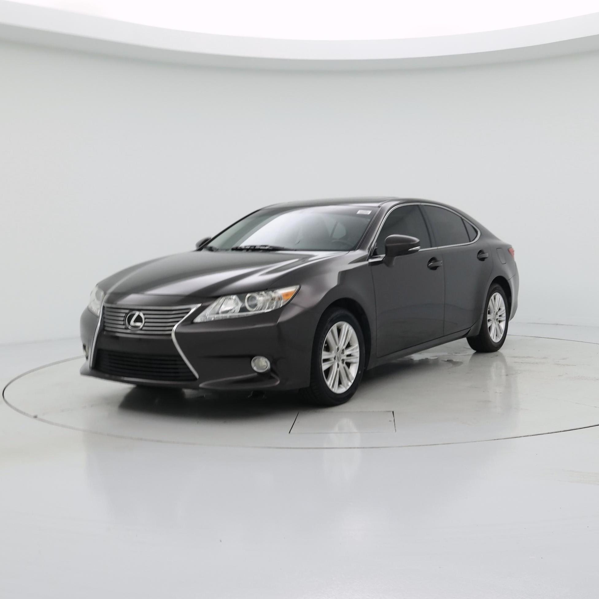 Thumbnail: 2015 Lexus ES - 4