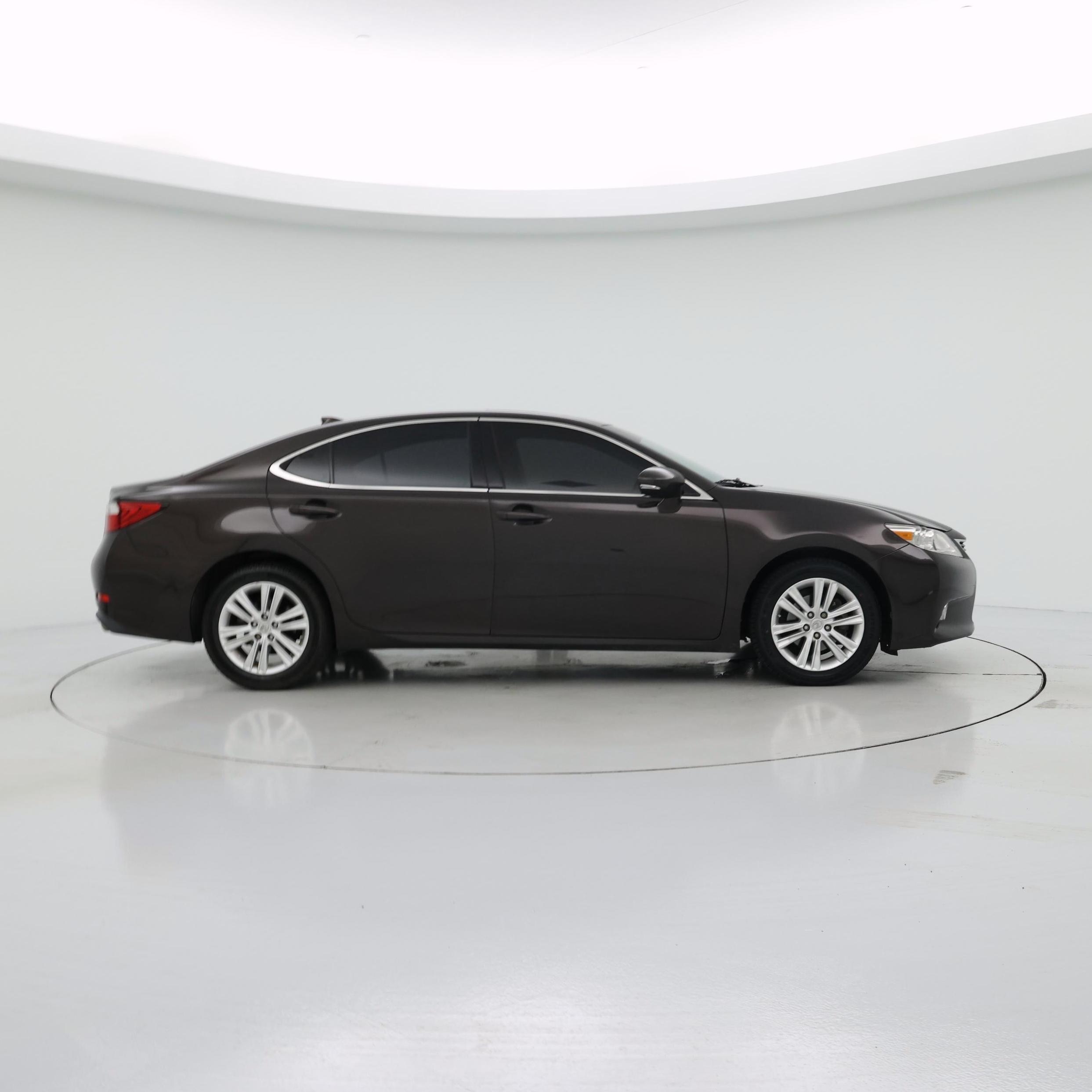 Thumbnail: 2015 Lexus ES - 7