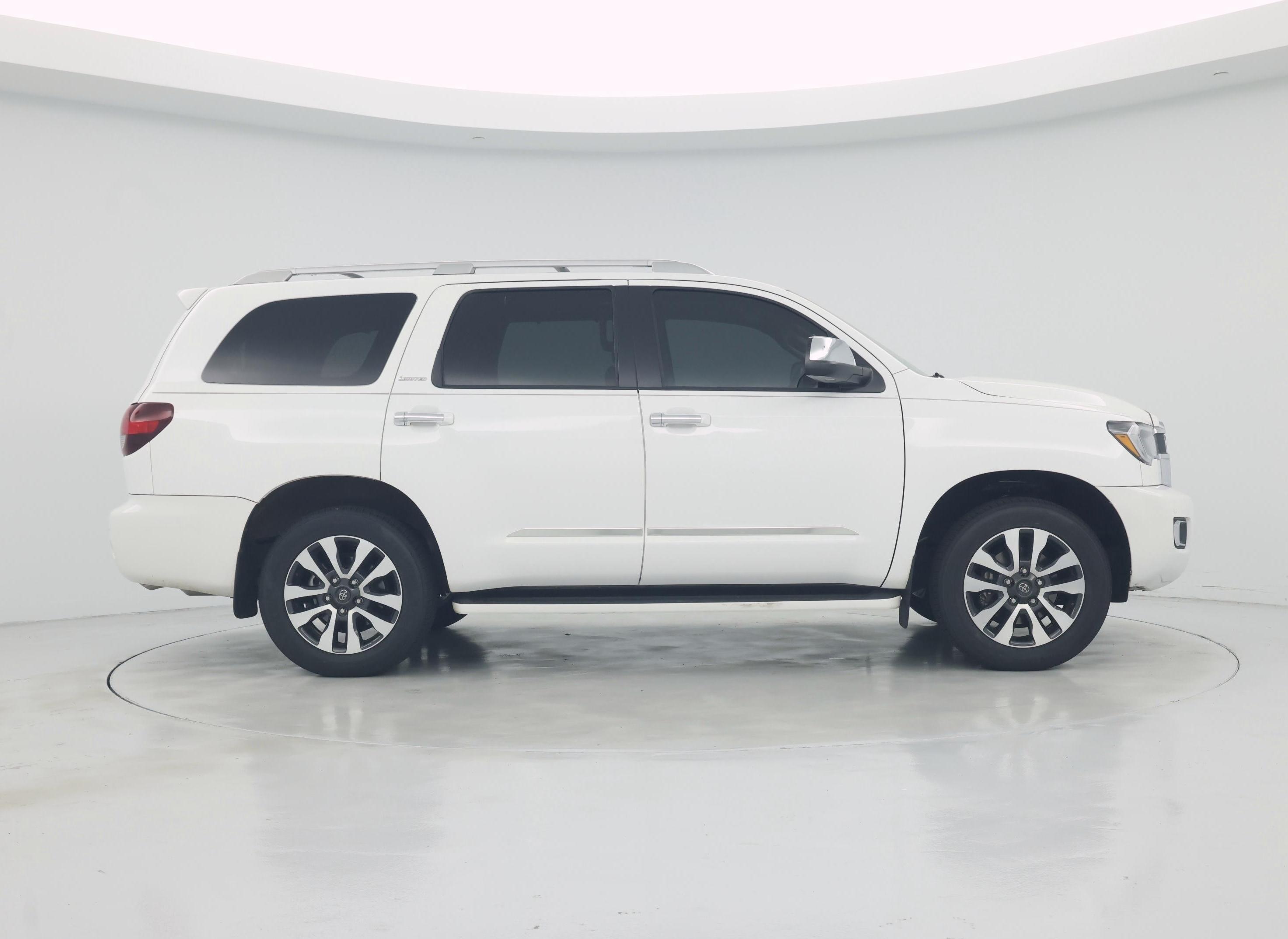 Thumbnail: 2020 Toyota Sequoia - 7