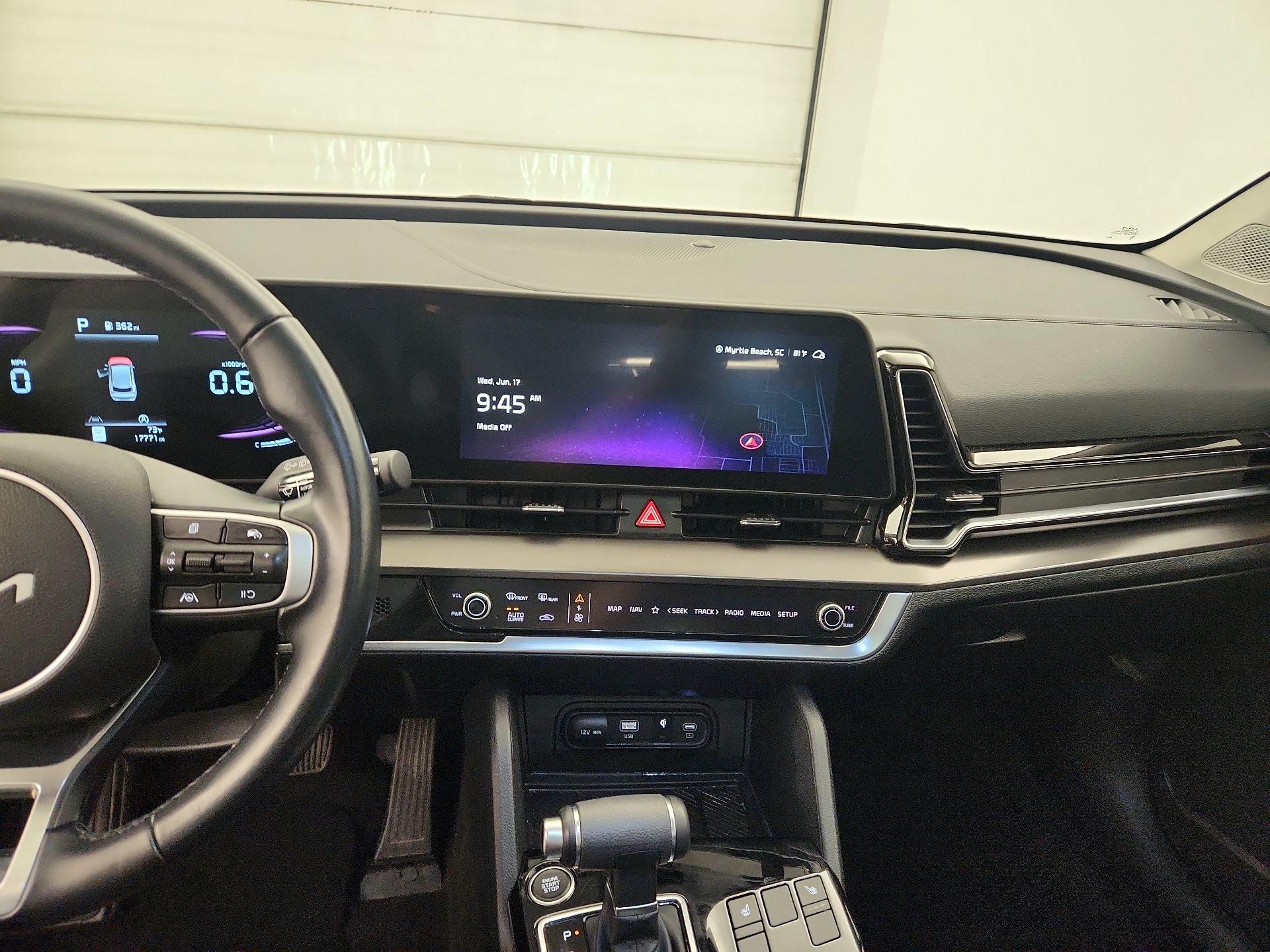 Thumbnail: 2025 Kia Sportage - 9