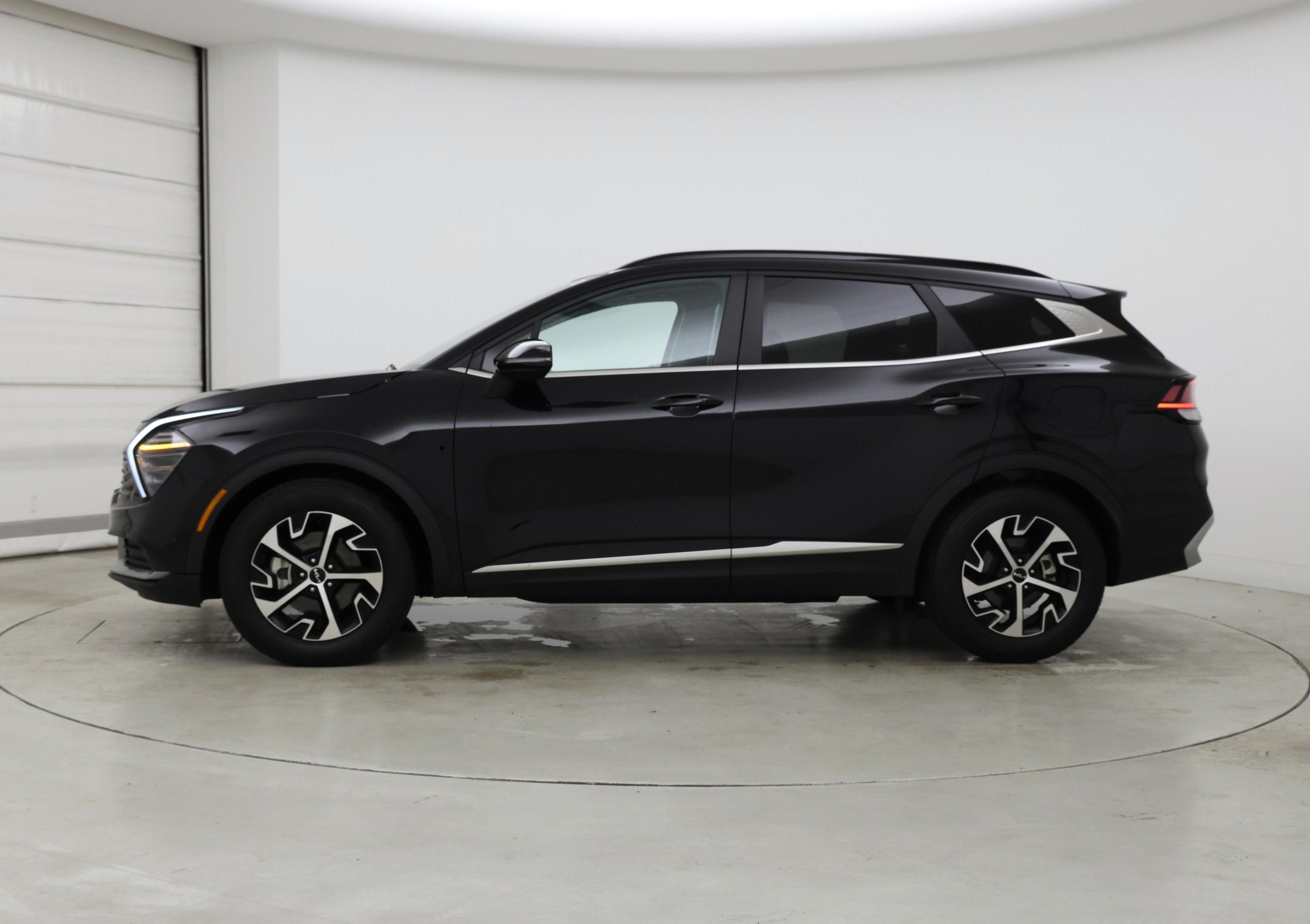 Thumbnail: 2025 Kia Sportage - 3