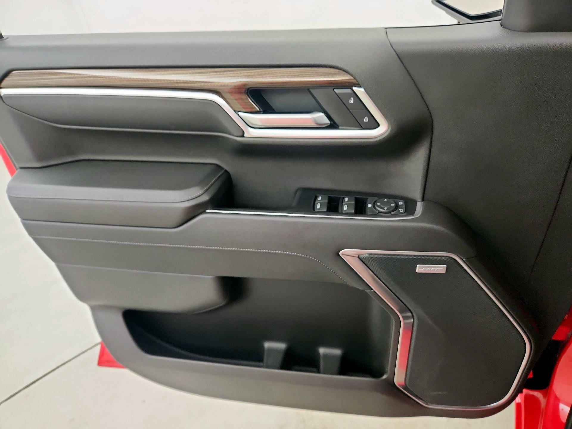 Thumbnail: 2022 Chevrolet Silverado 1500 - 12