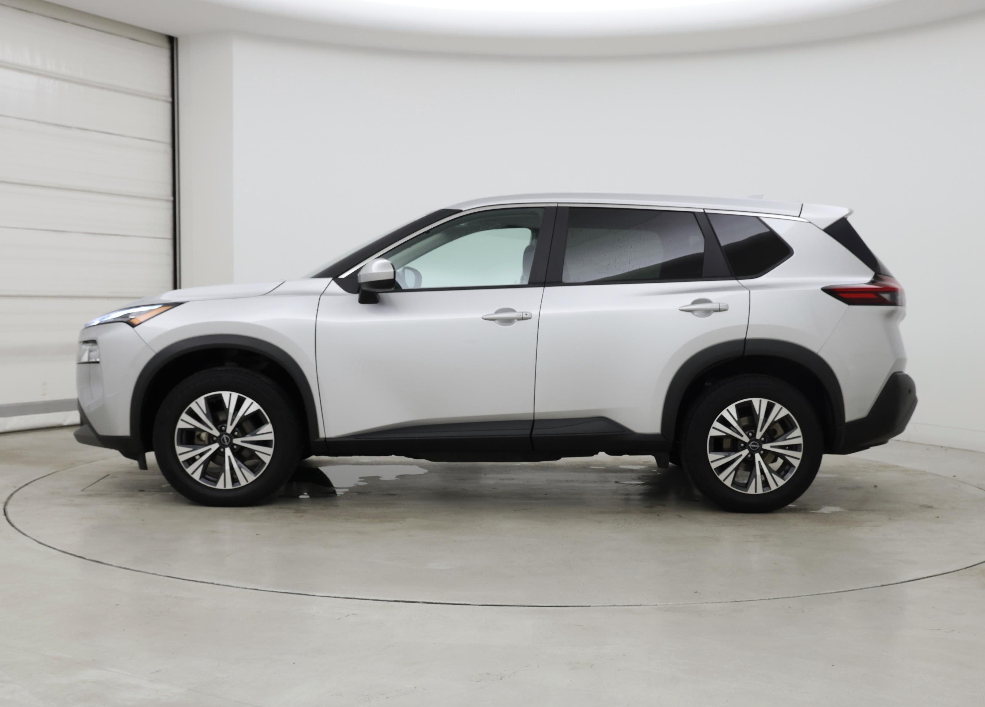 Thumbnail: 2023 Nissan Rogue - 3