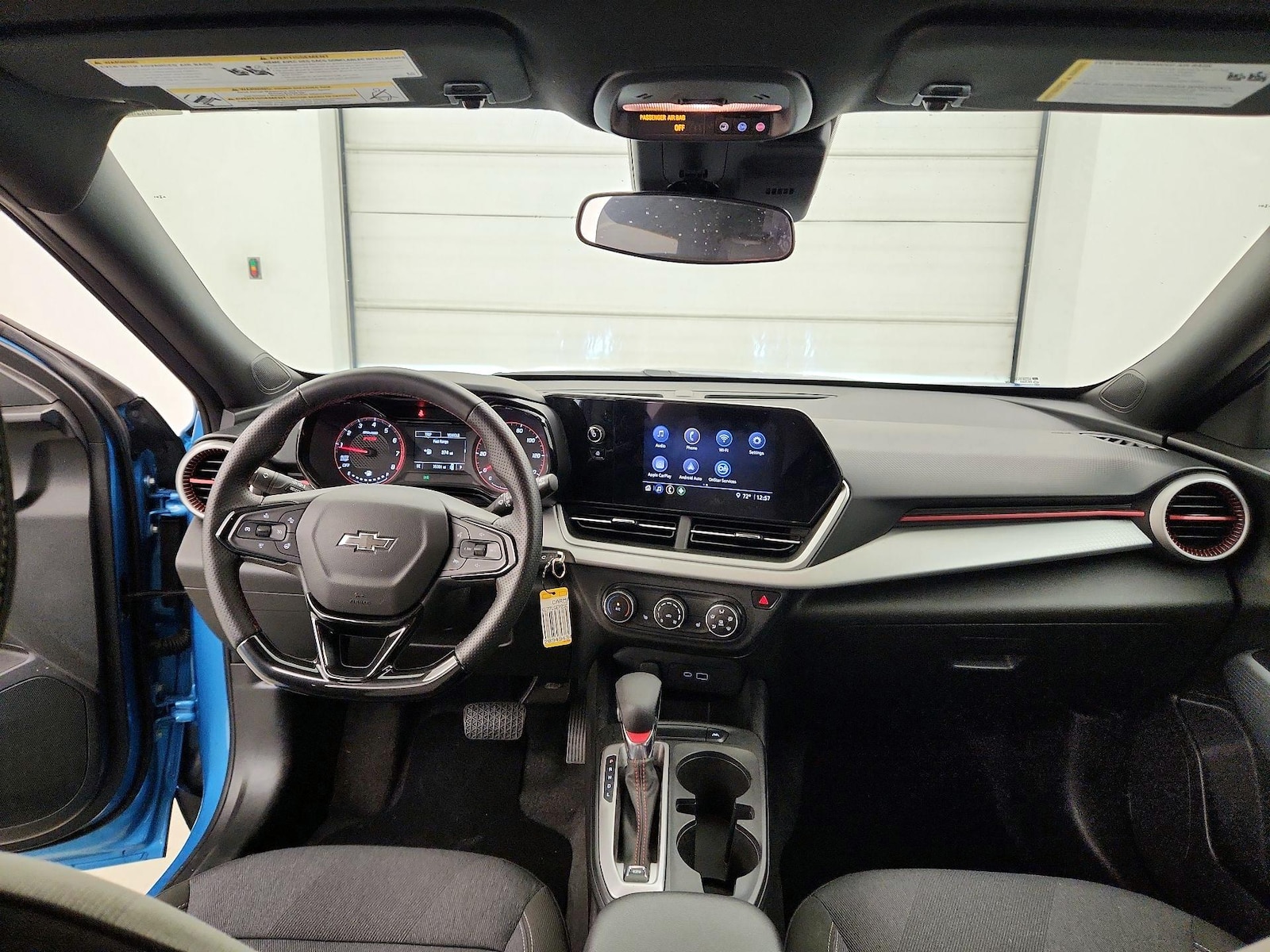 2025 Chevrolet Trax RS - Photo 10