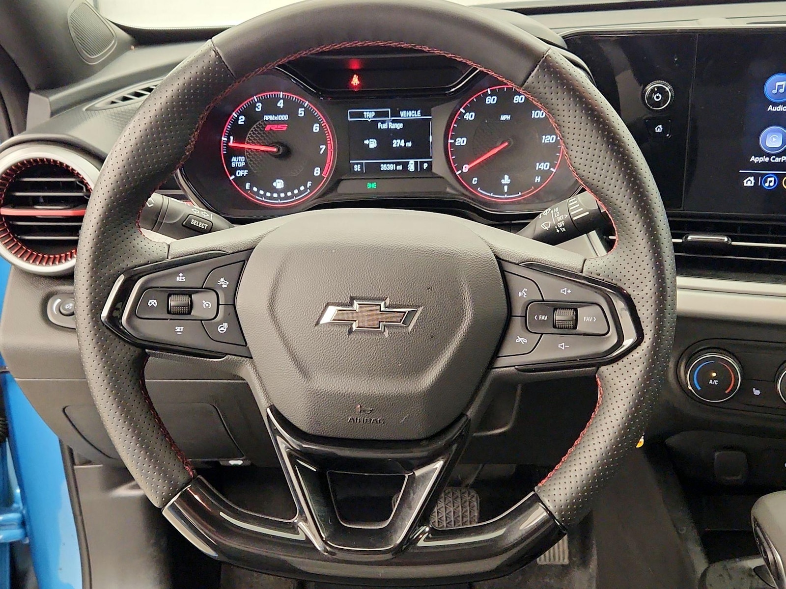 2025 Chevrolet Trax RS - Photo 11