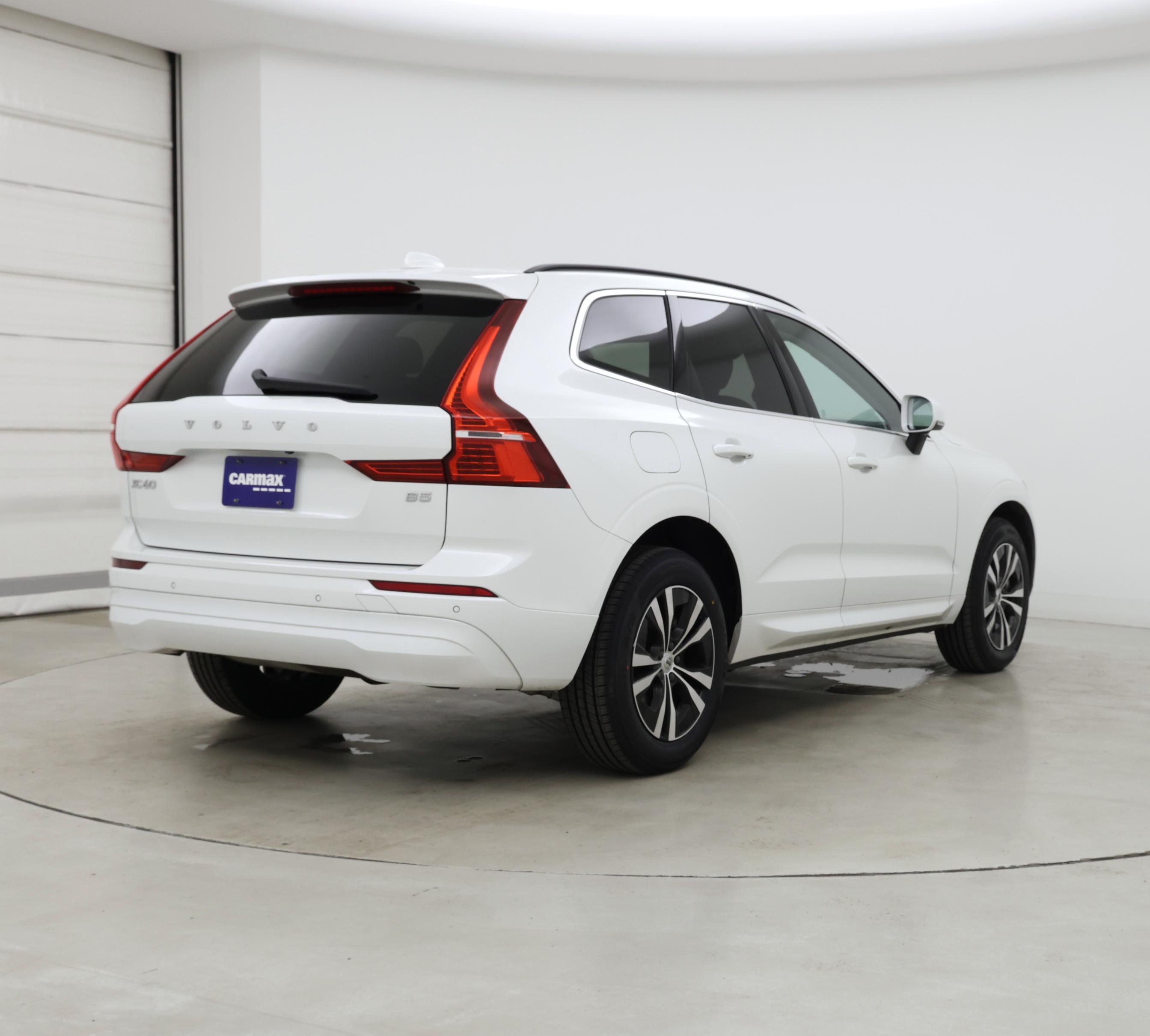 Thumbnail: 2023 Volvo XC60 - 8