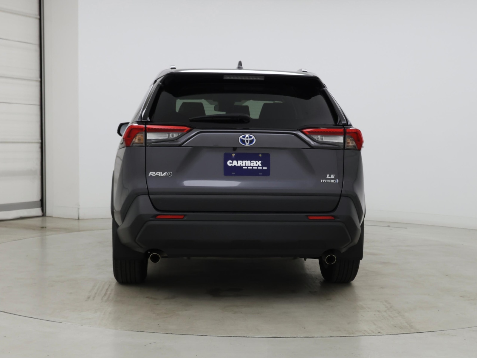 2024 Toyota RAV4 LE - Photo 7