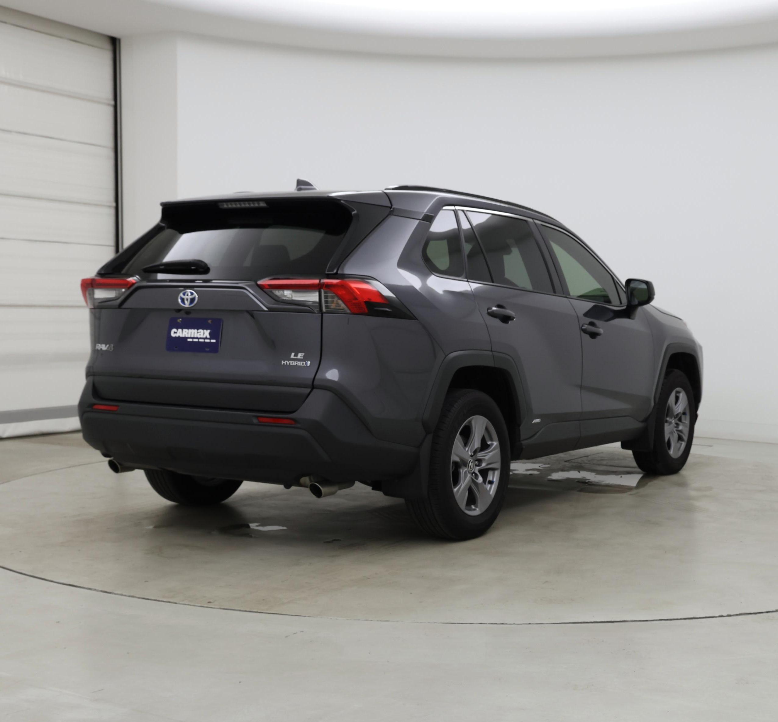 Thumbnail: 2024 Toyota RAV4 - 8