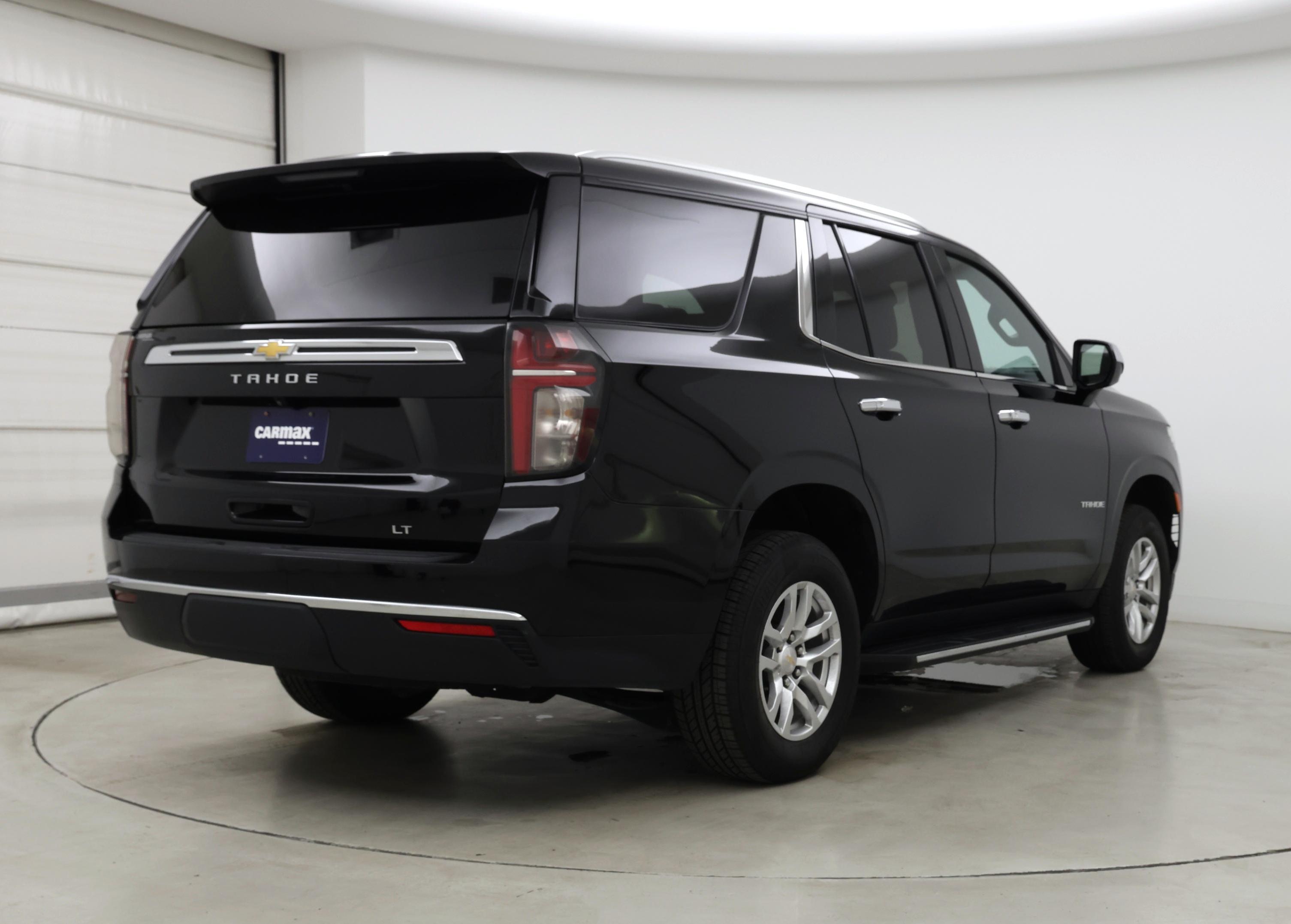 Thumbnail: 2024 Chevrolet Tahoe - 8