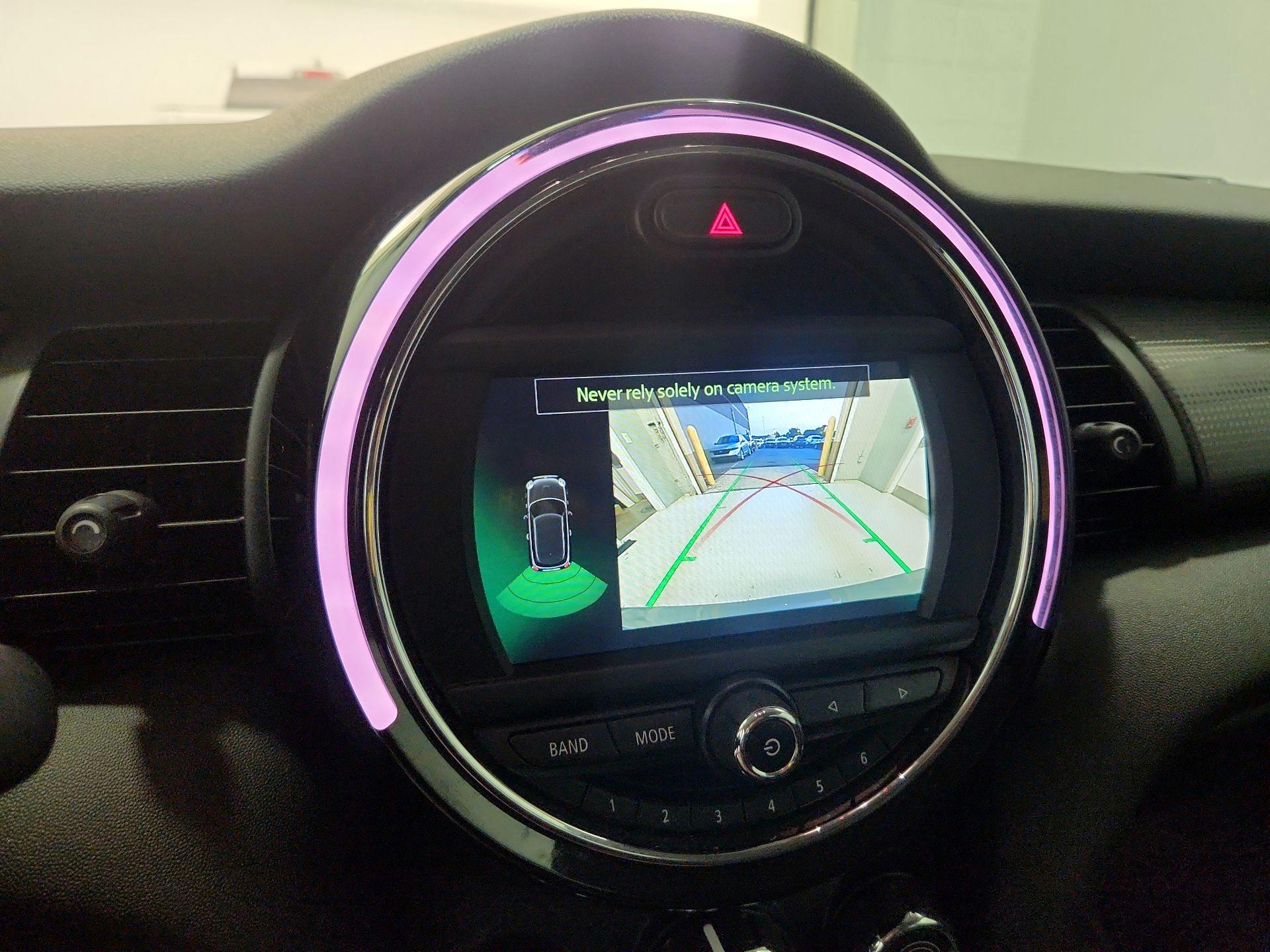 Thumbnail: 2019 MINI Cooper Hardtop - 14