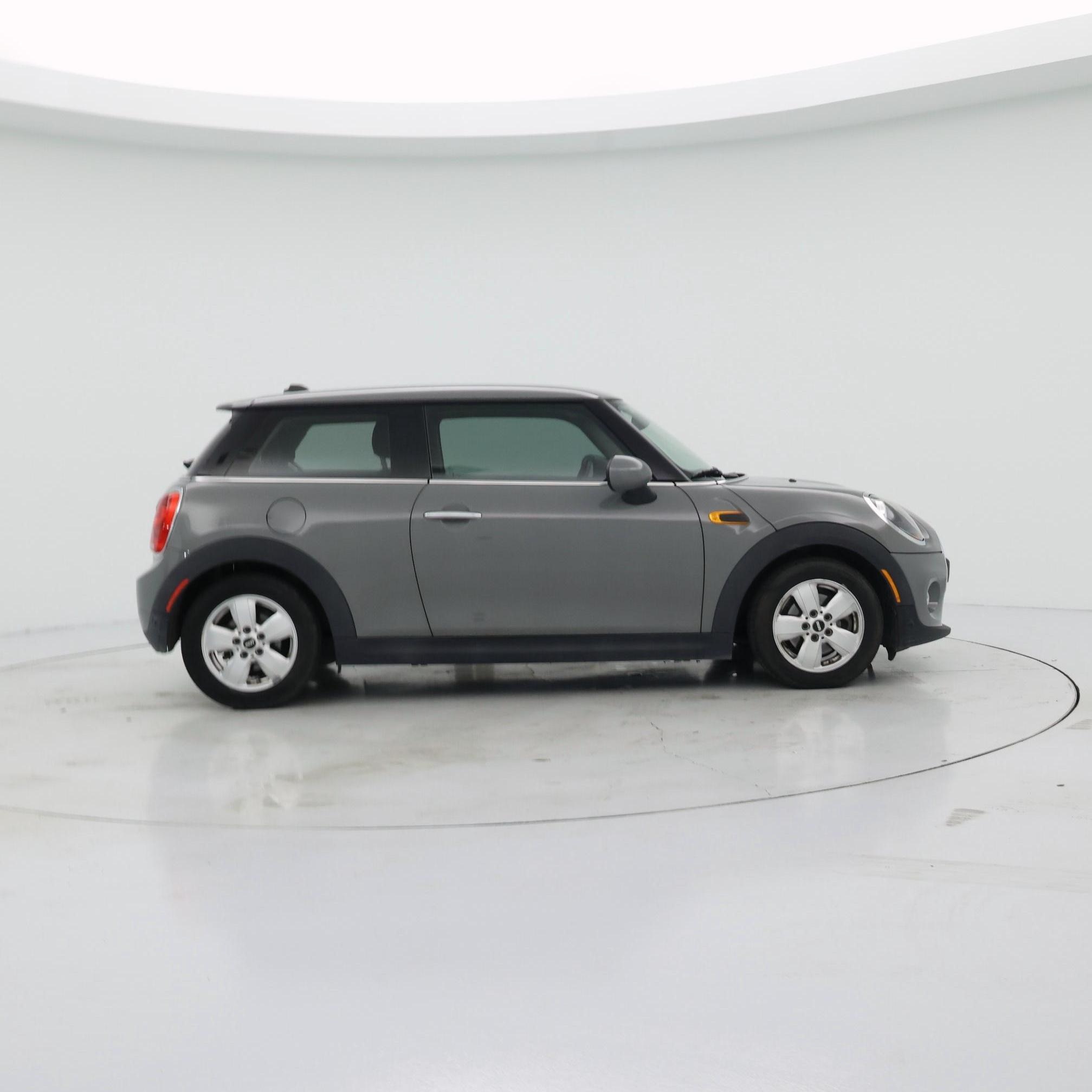 Thumbnail: 2019 MINI Cooper Hardtop - 7