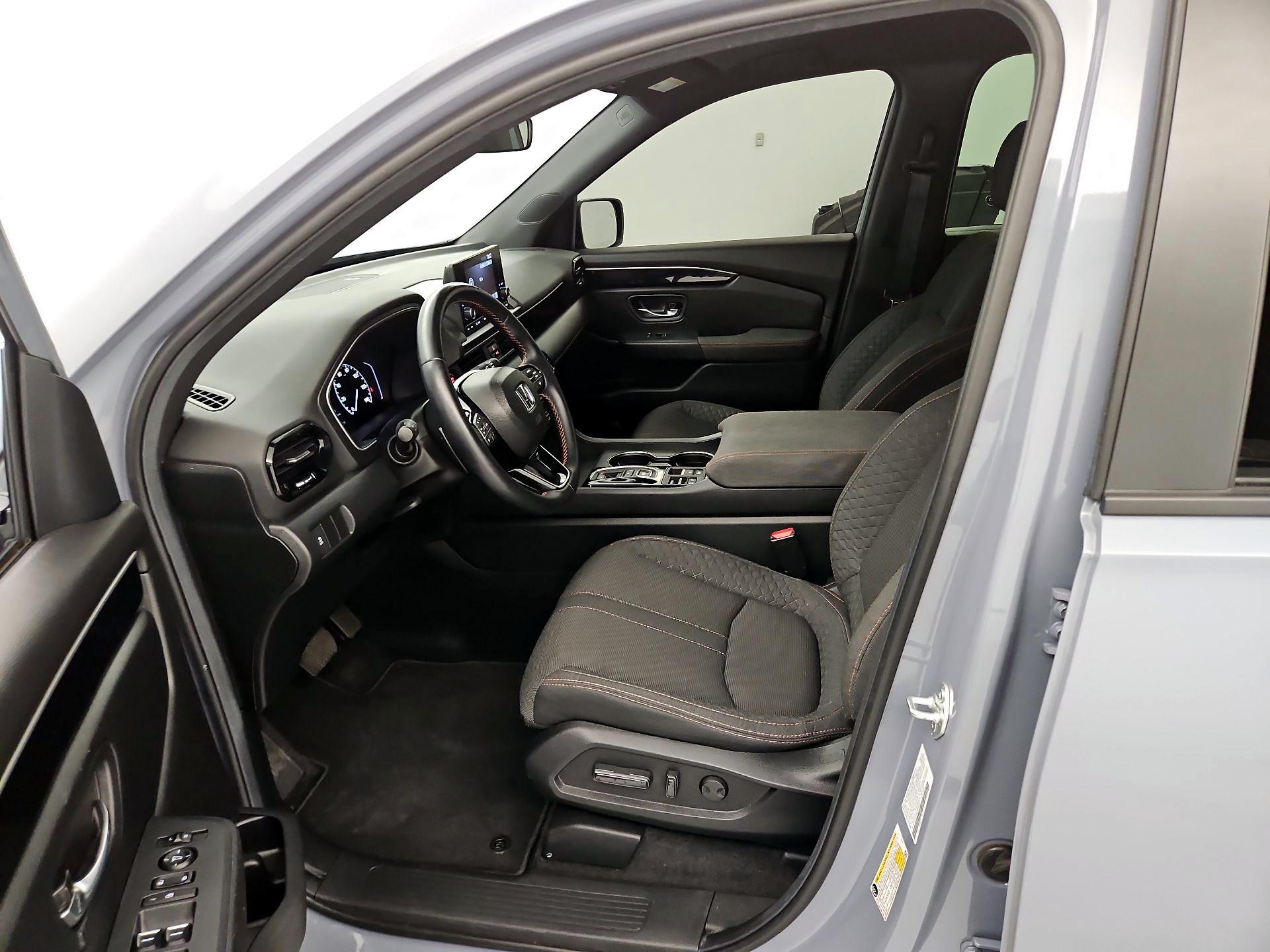 Thumbnail: 2025 Honda Pilot - 11