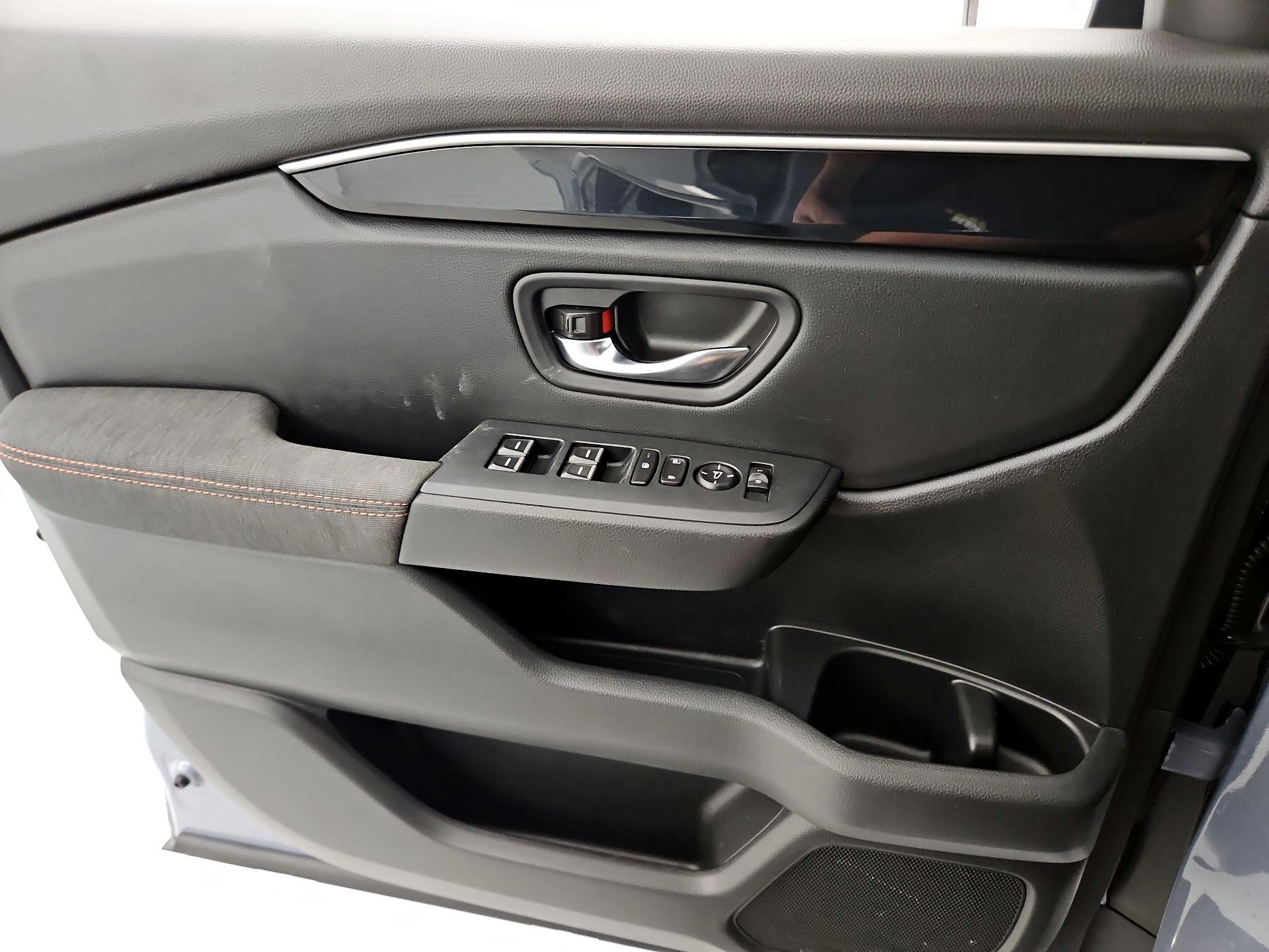 Thumbnail: 2025 Honda Pilot - 12