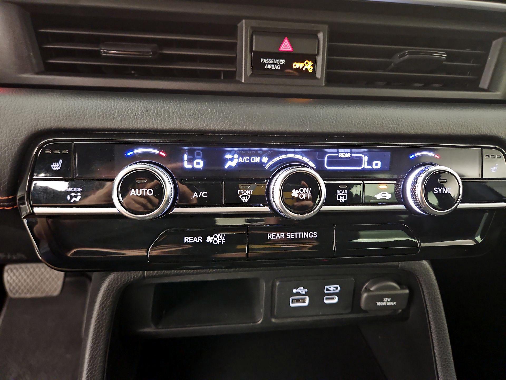Thumbnail: 2025 Honda Pilot - 15
