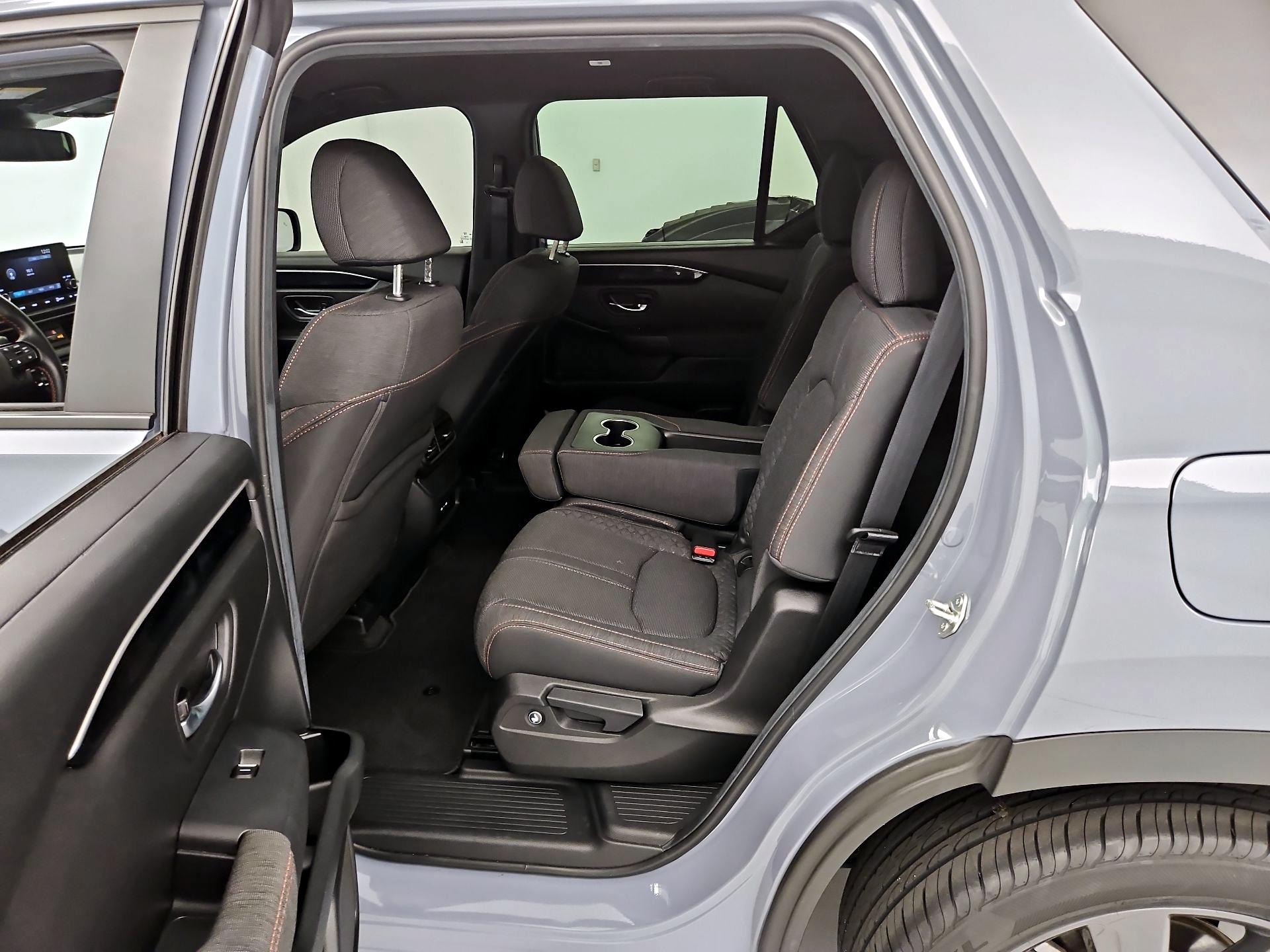 Thumbnail: 2025 Honda Pilot - 18
