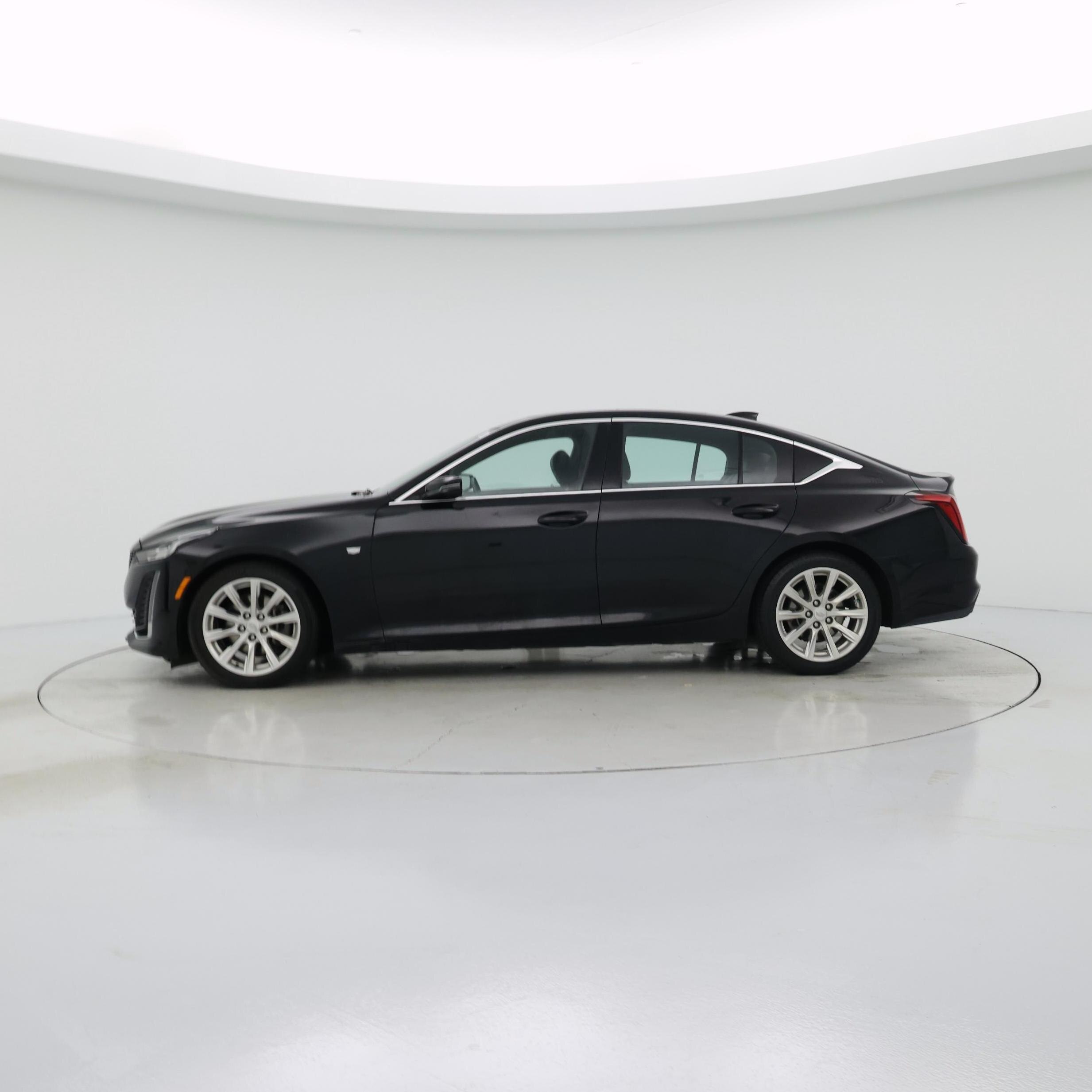 Thumbnail: 2023 Cadillac CT5 - 3