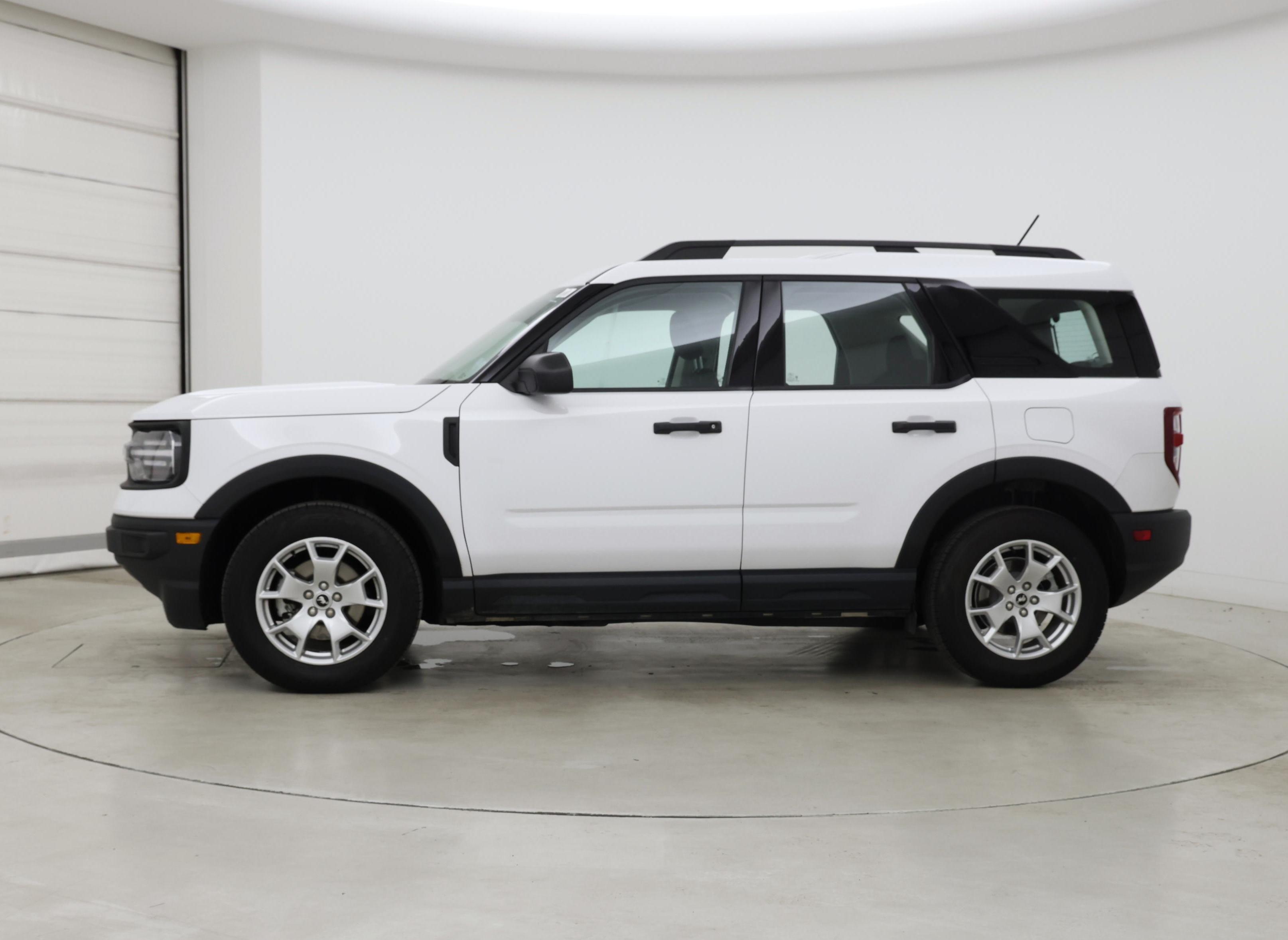 Thumbnail: 2023 Ford Bronco Sport - 3