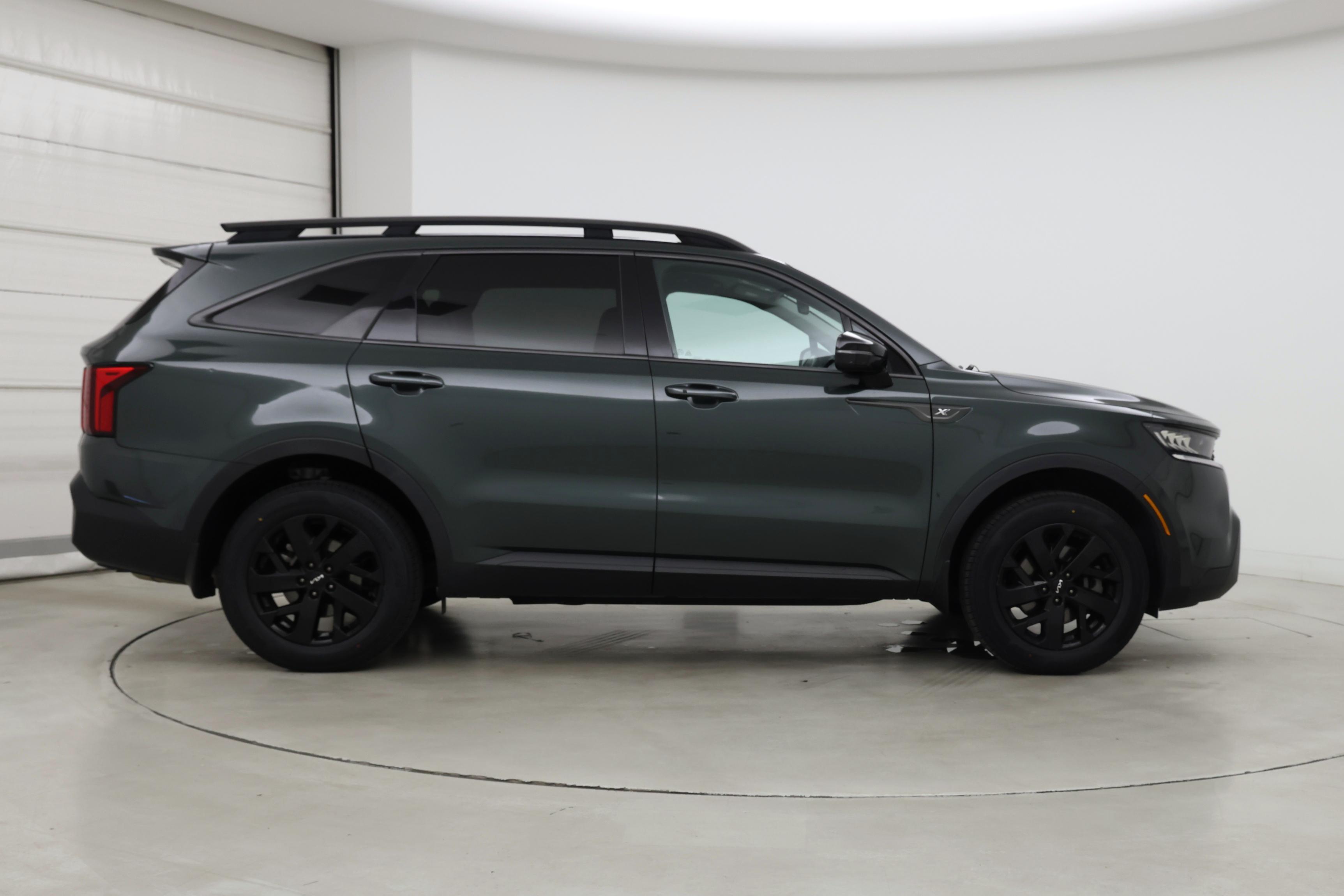 Thumbnail: 2022 Kia Sorento - 7